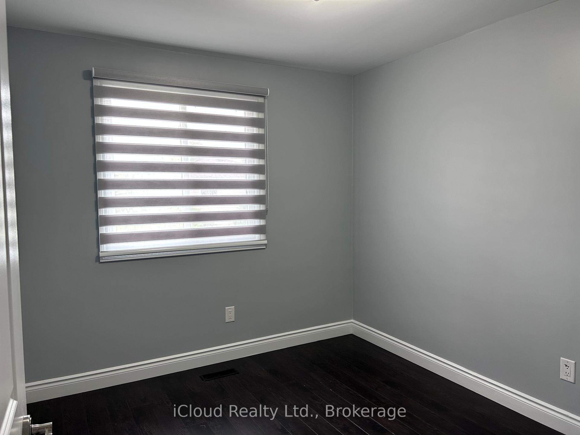 Photo 12 of 2 Tropical Court, Brampton, Heart Lake West — HOMEH