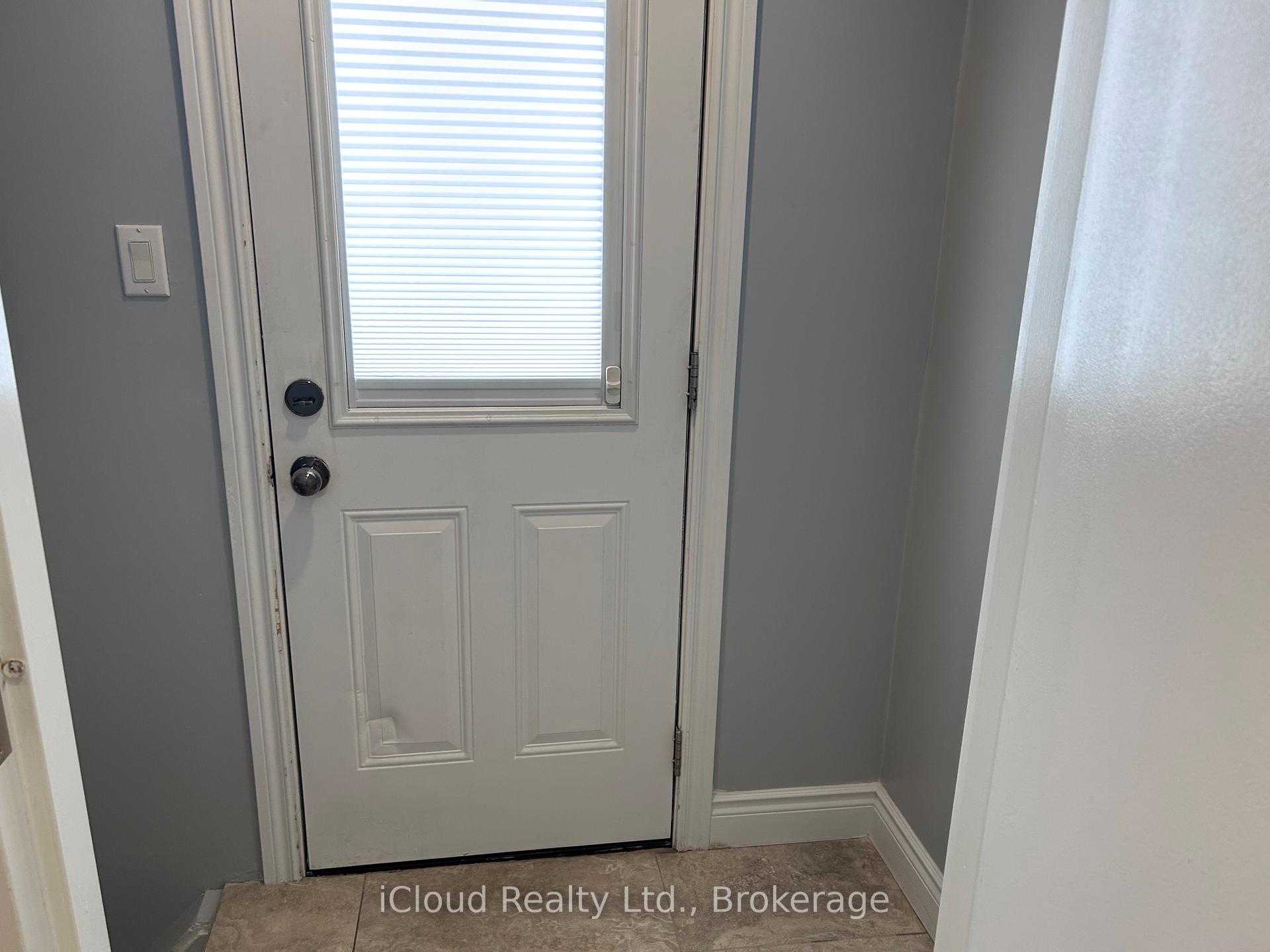 Photo 17 of 2 Tropical Court, Brampton, Heart Lake West — HOMEH