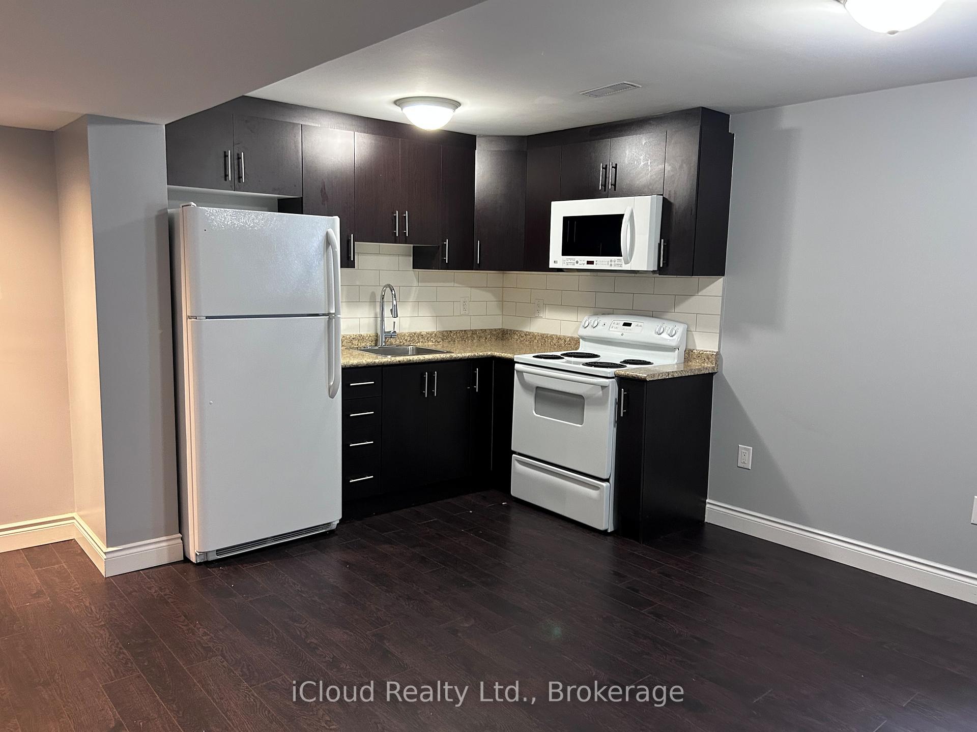 Photo 20 of 2 Tropical Court, Brampton, Heart Lake West — HOMEH