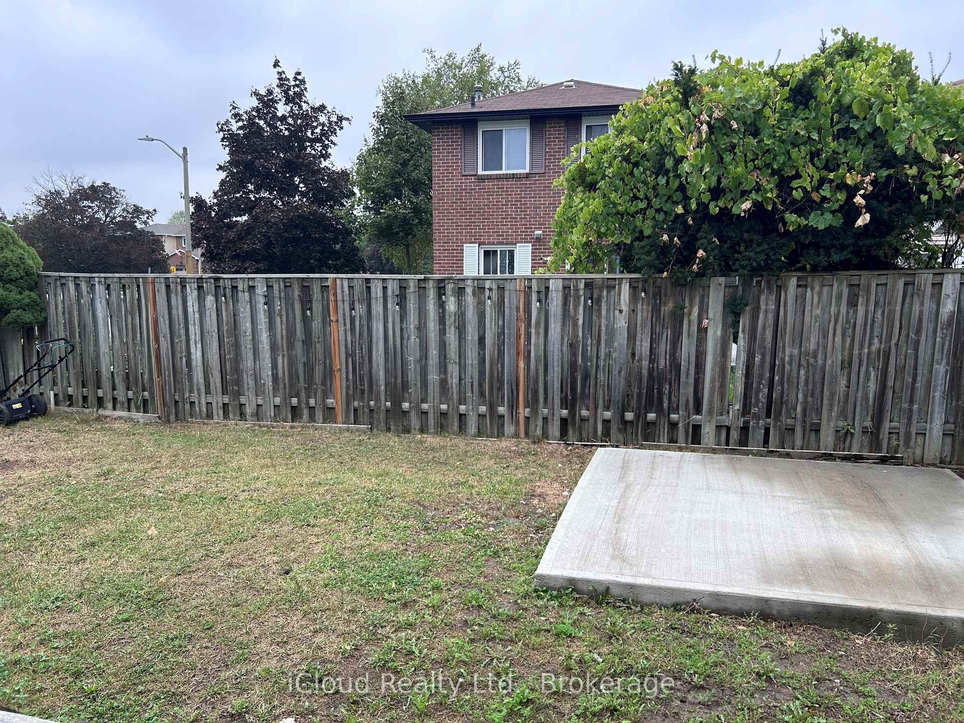 Photo 28 of 2 Tropical Court, Brampton, Heart Lake West — HOMEH