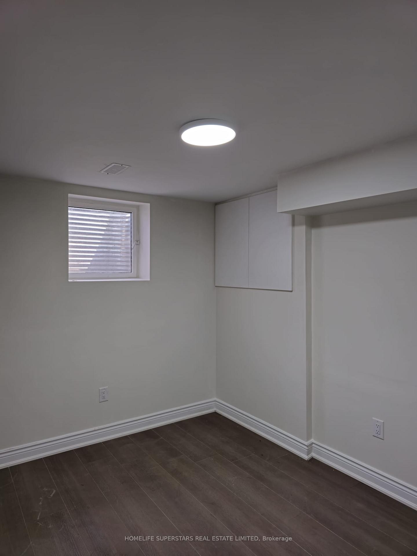 Photo 13 of 17 Heatherside Court, Brampton, Central Park — HOMEH