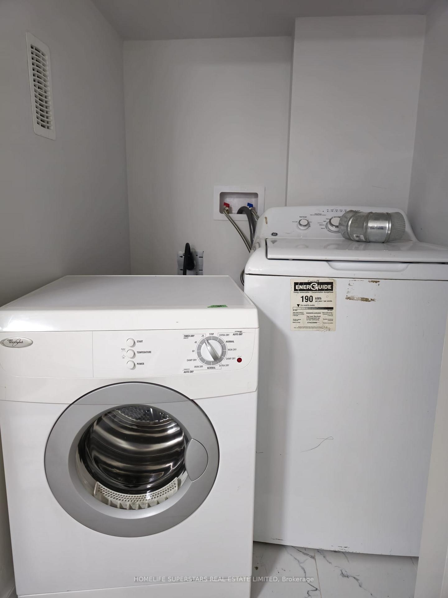 Photo 14 of 17 Heatherside Court, Brampton, Central Park — HOMEH