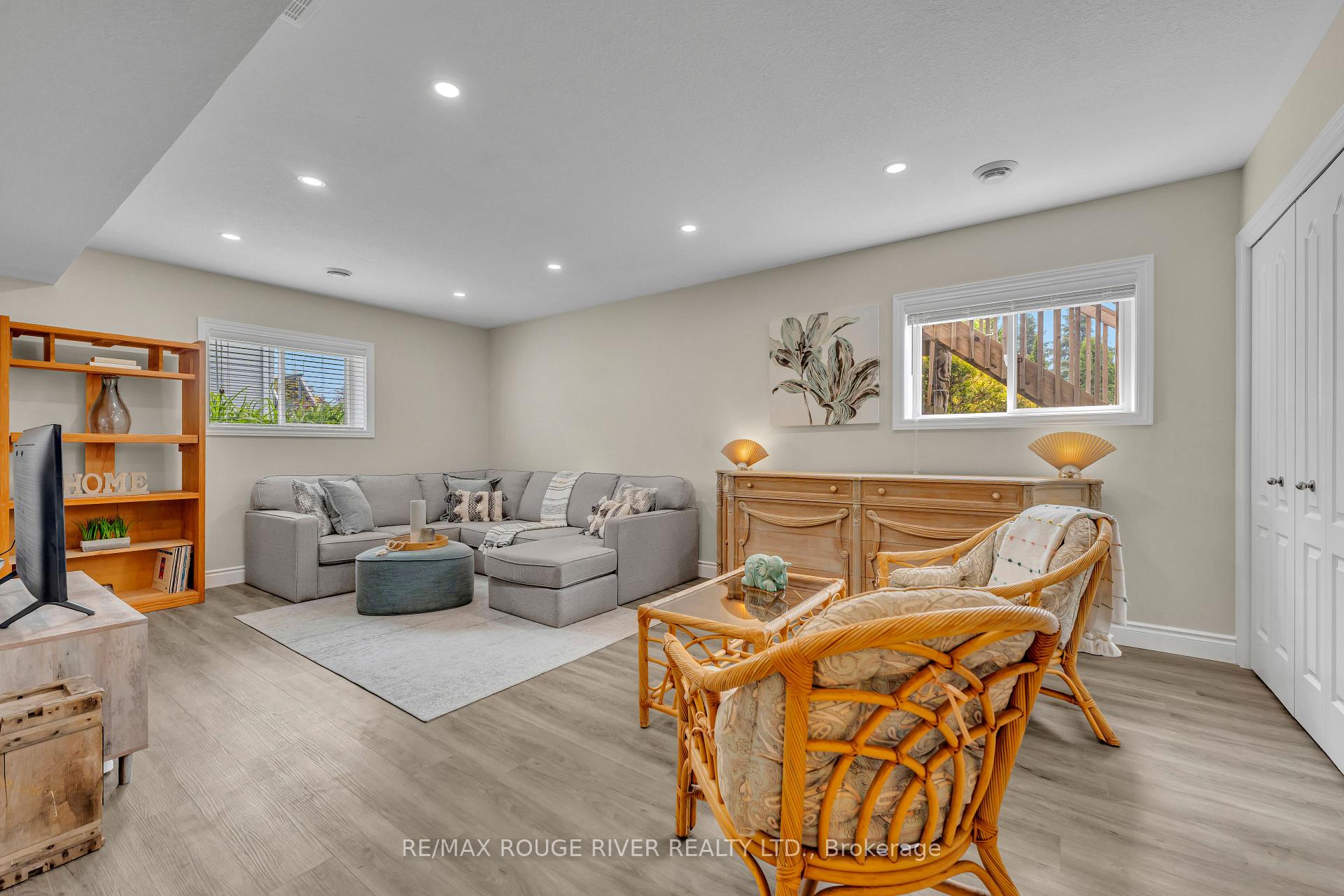 Photo 22 of 21 Beacon Drive, Brighton — HOMEH