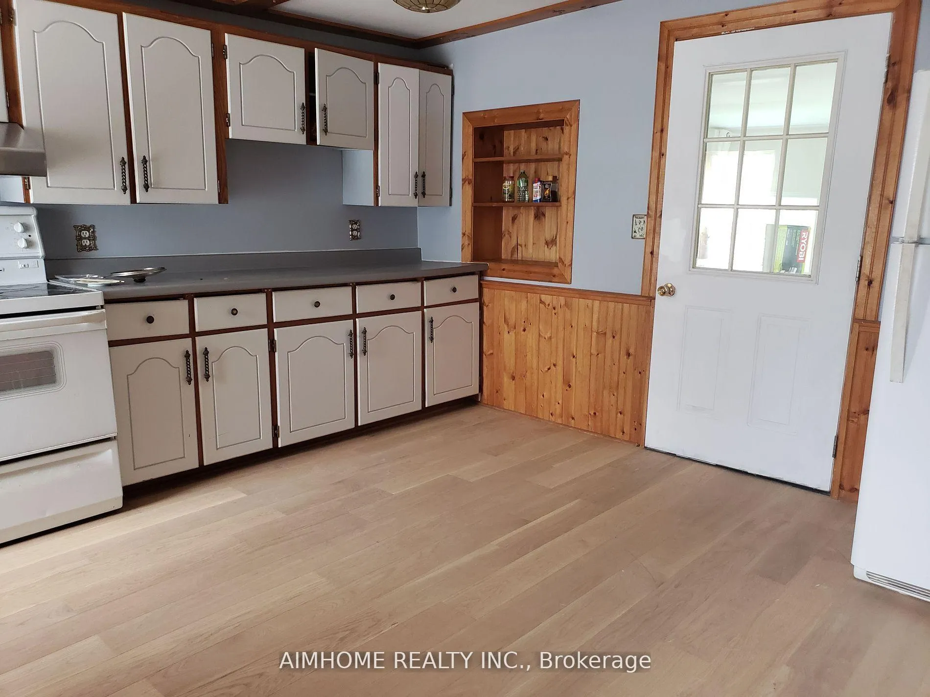Photo 6 of Unit Unit 1, 776211 Highway 10 Road E, Chatsworth — HOMEH