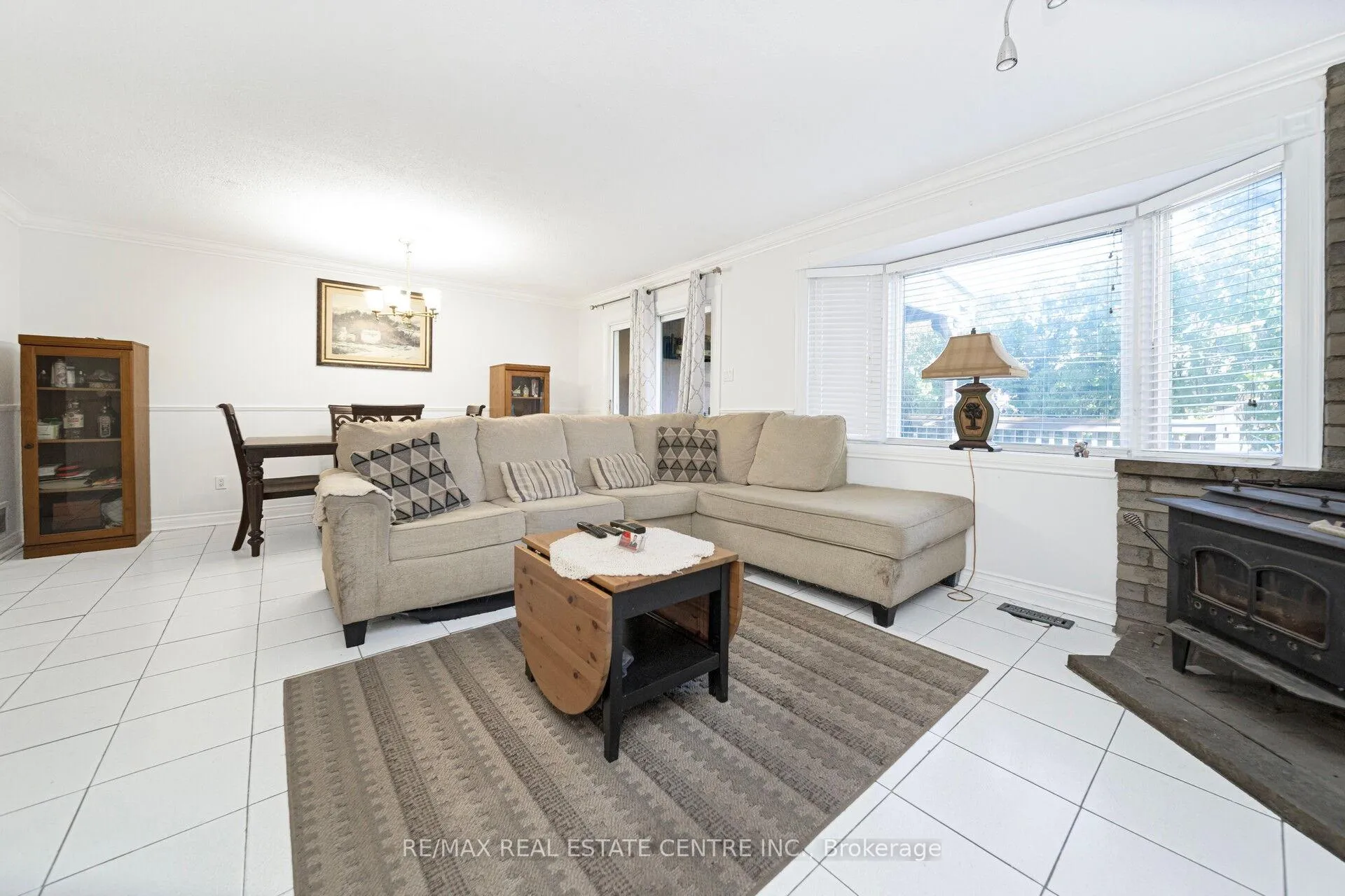 Photo 9 of 2 Charters Road, Brampton, Madoc — HOMEH