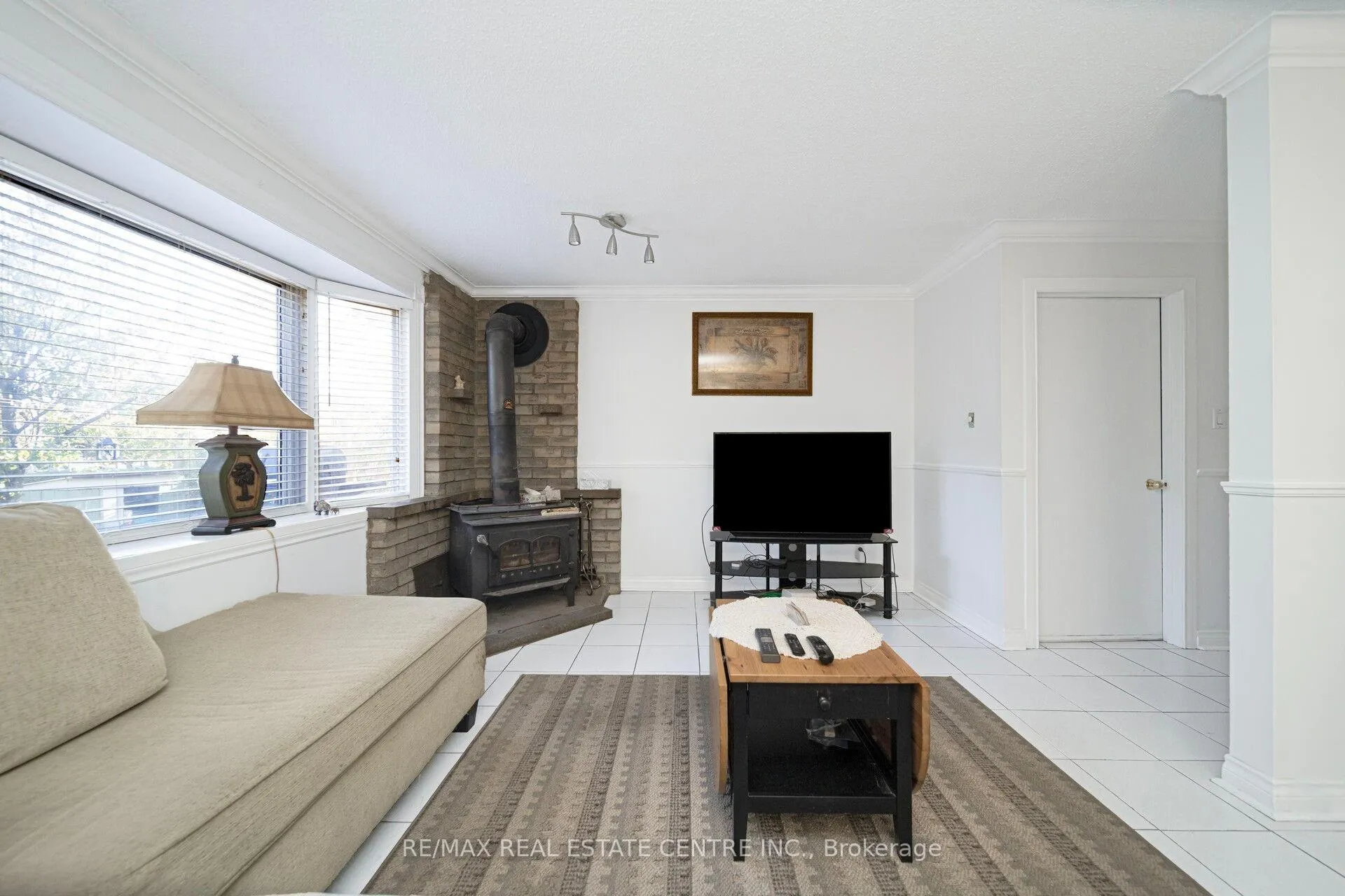 Photo 14 of 2 Charters Road, Brampton, Madoc — HOMEH