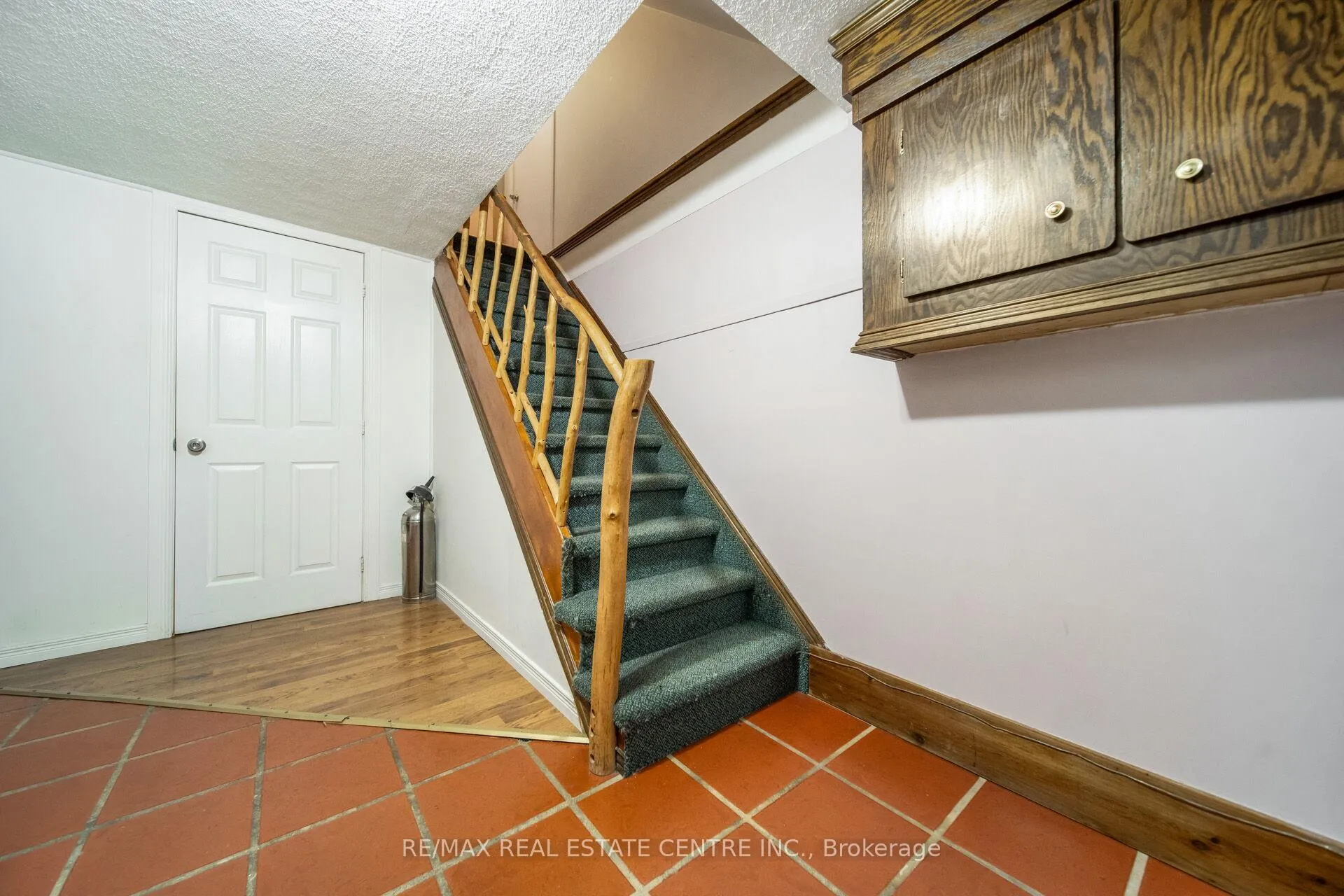Photo 36 of 2 Charters Road, Brampton, Madoc — HOMEH