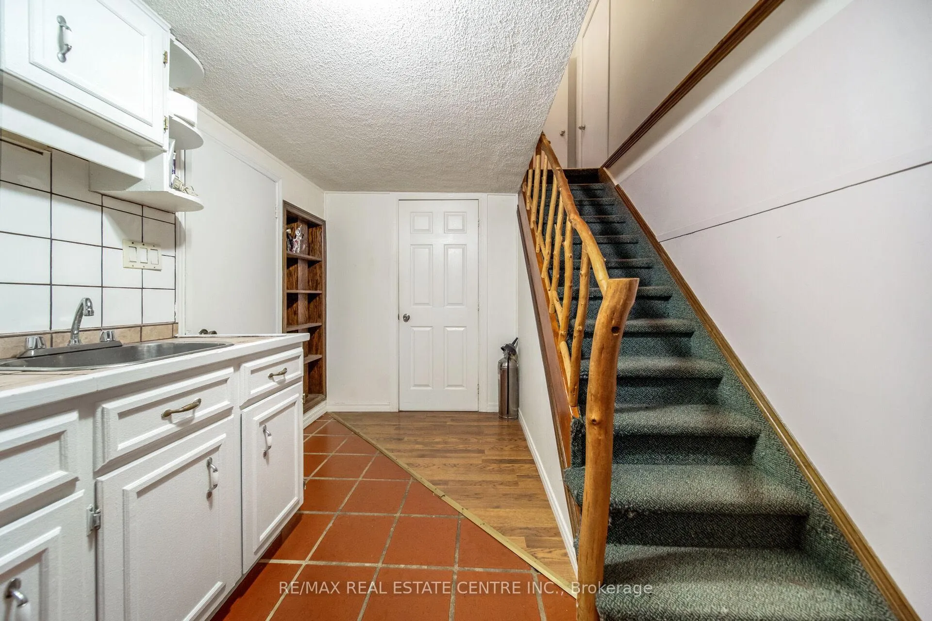 Photo 37 of 2 Charters Road, Brampton, Madoc — HOMEH