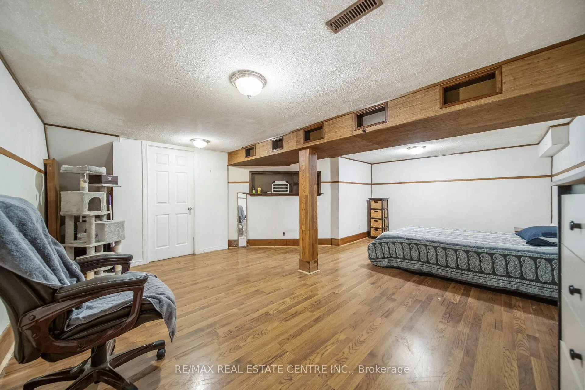 Photo 41 of 2 Charters Road, Brampton, Madoc — HOMEH