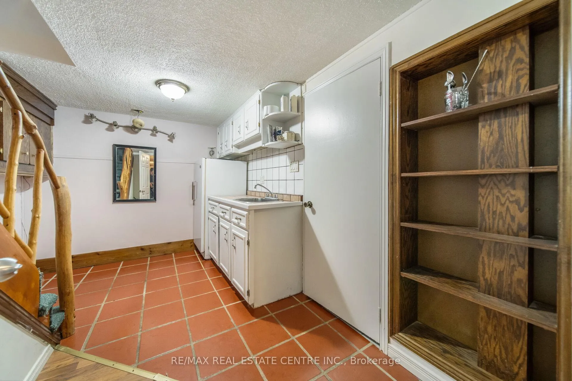 Photo 43 of 2 Charters Road, Brampton, Madoc — HOMEH