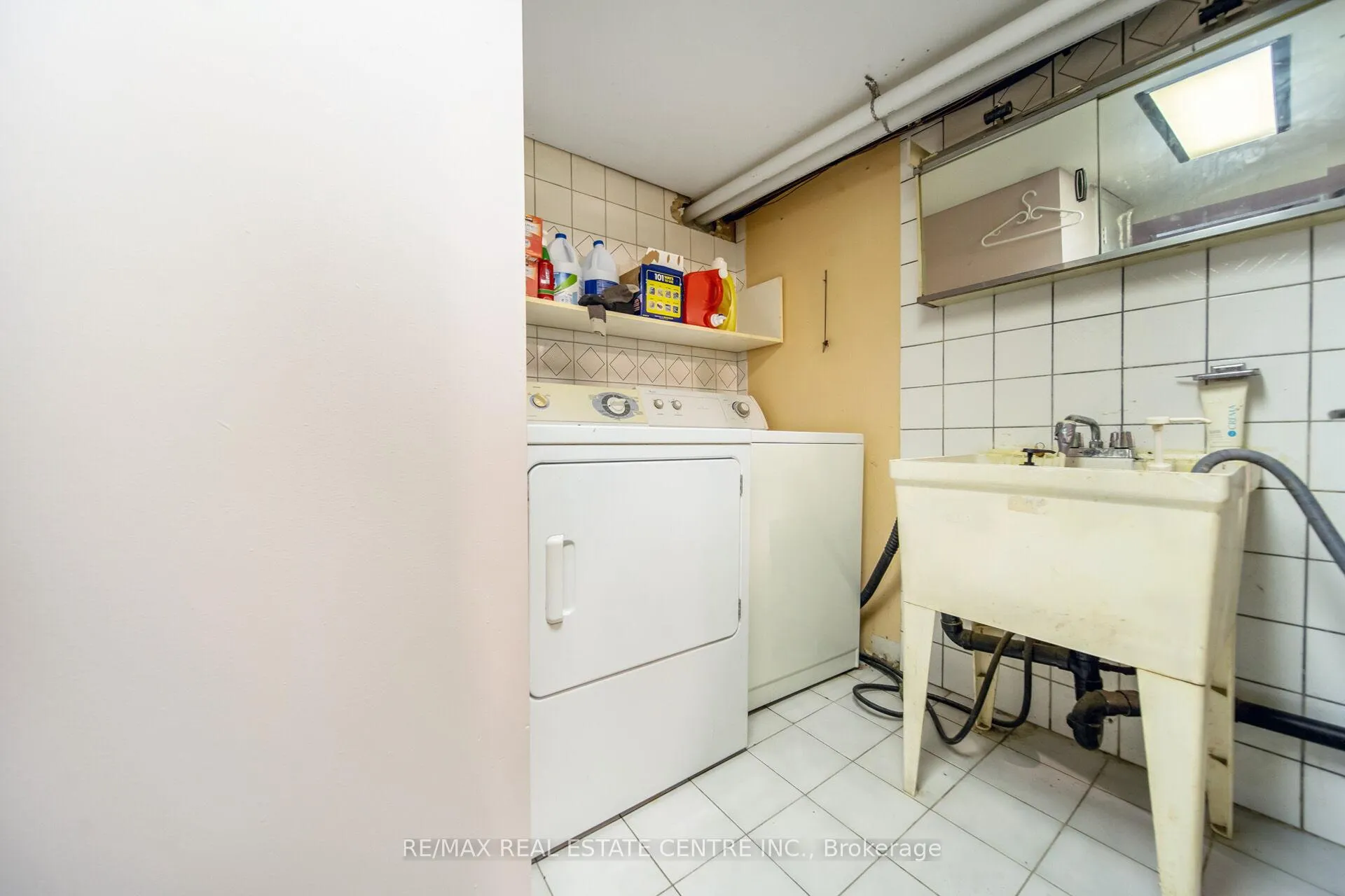 Photo 45 of 2 Charters Road, Brampton, Madoc — HOMEH