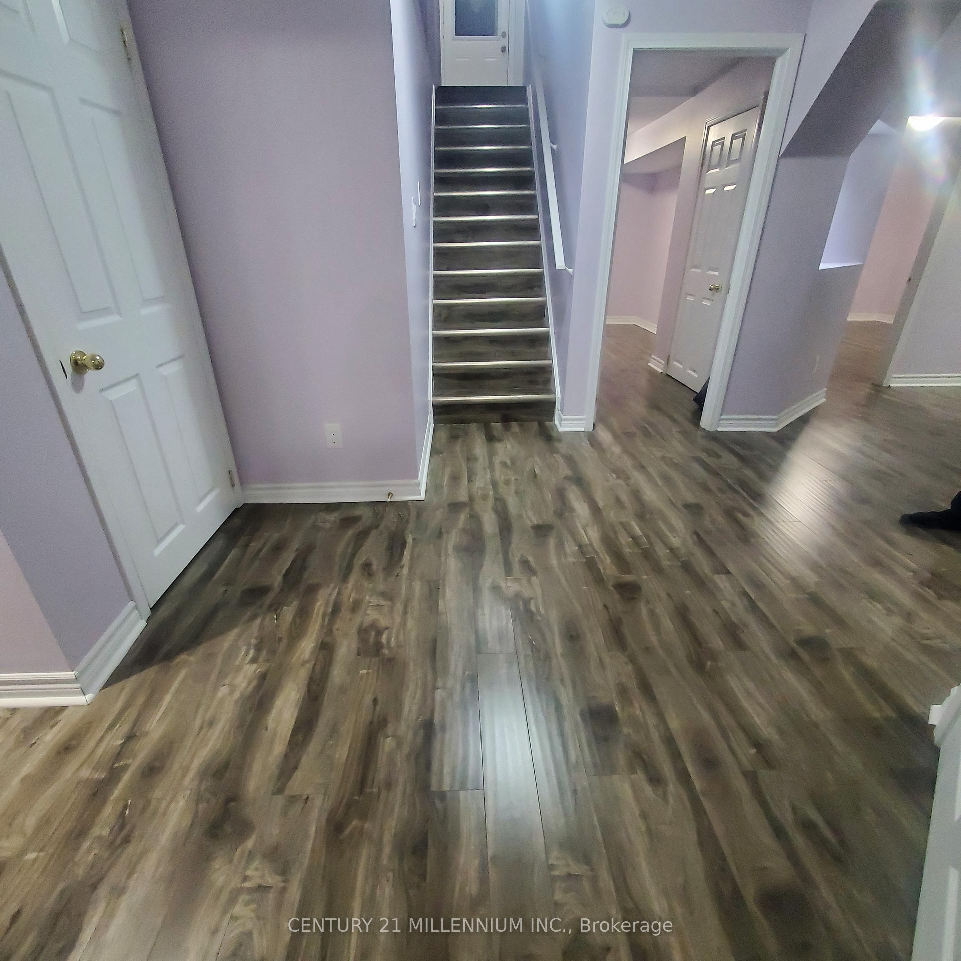 Photo 6 of 14 Gosfield Drive, Brampton, Sandringham-Wellington — HOMEH