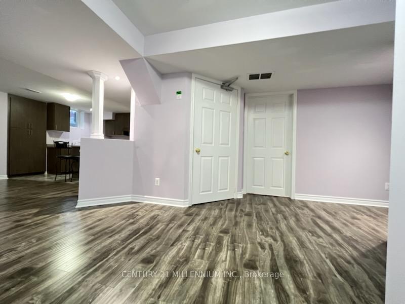 Photo 18 of 14 Gosfield Drive, Brampton, Sandringham-Wellington — HOMEH