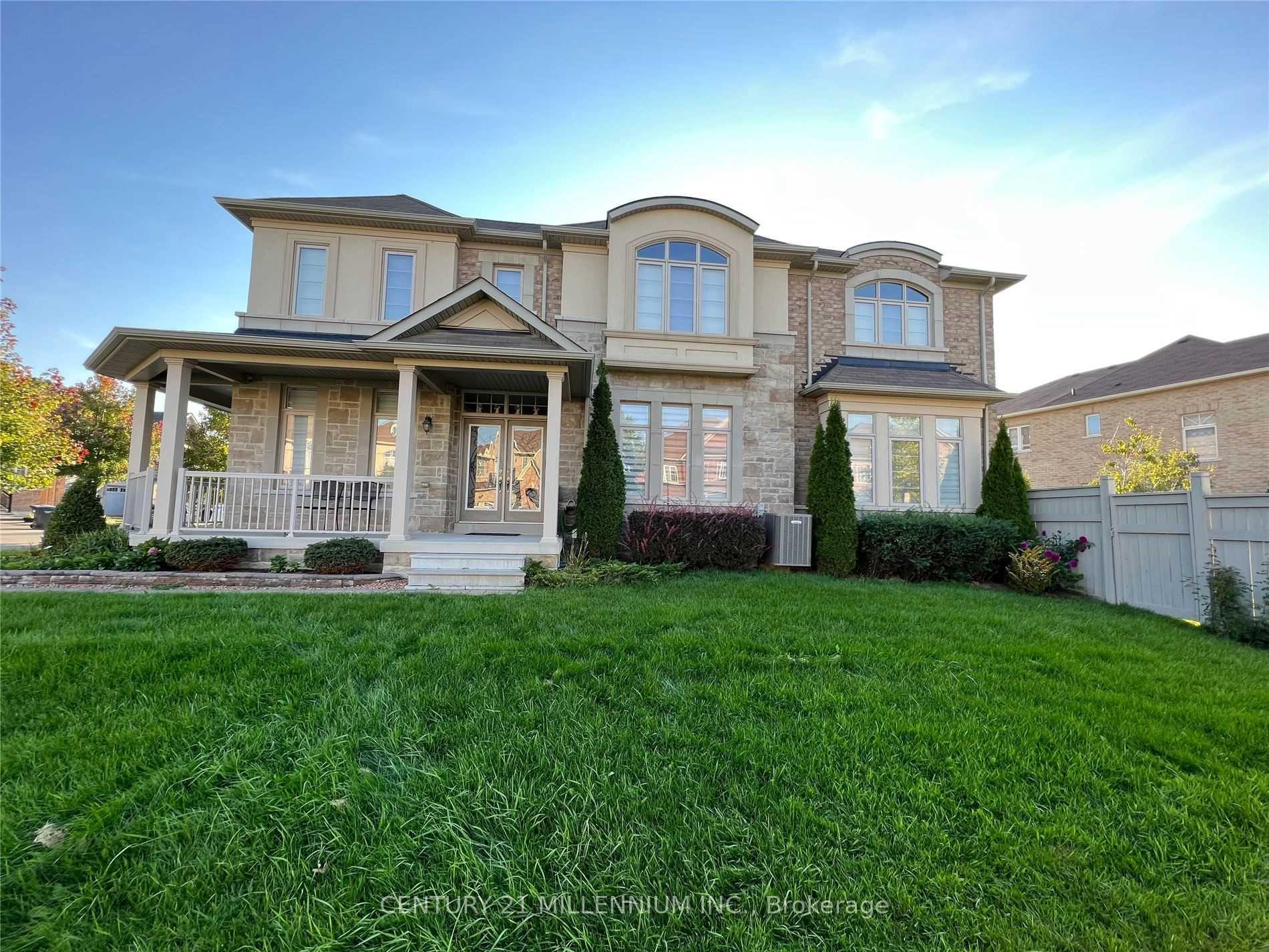 Photo 24 of 14 Gosfield Drive, Brampton, Sandringham-Wellington — HOMEH