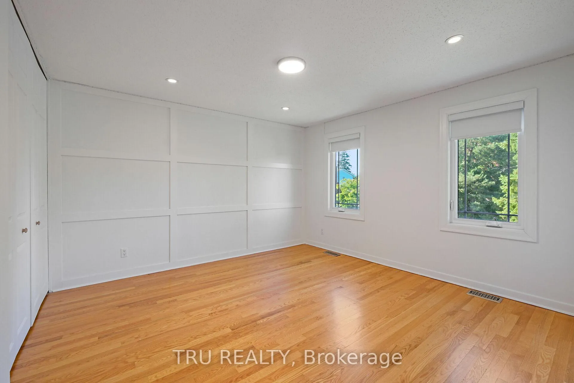 Photo 25 of 12 Apache Crescent, Ottawa, City View/Skyline/Fisher Heights/Parkwood Hills — HOMEH