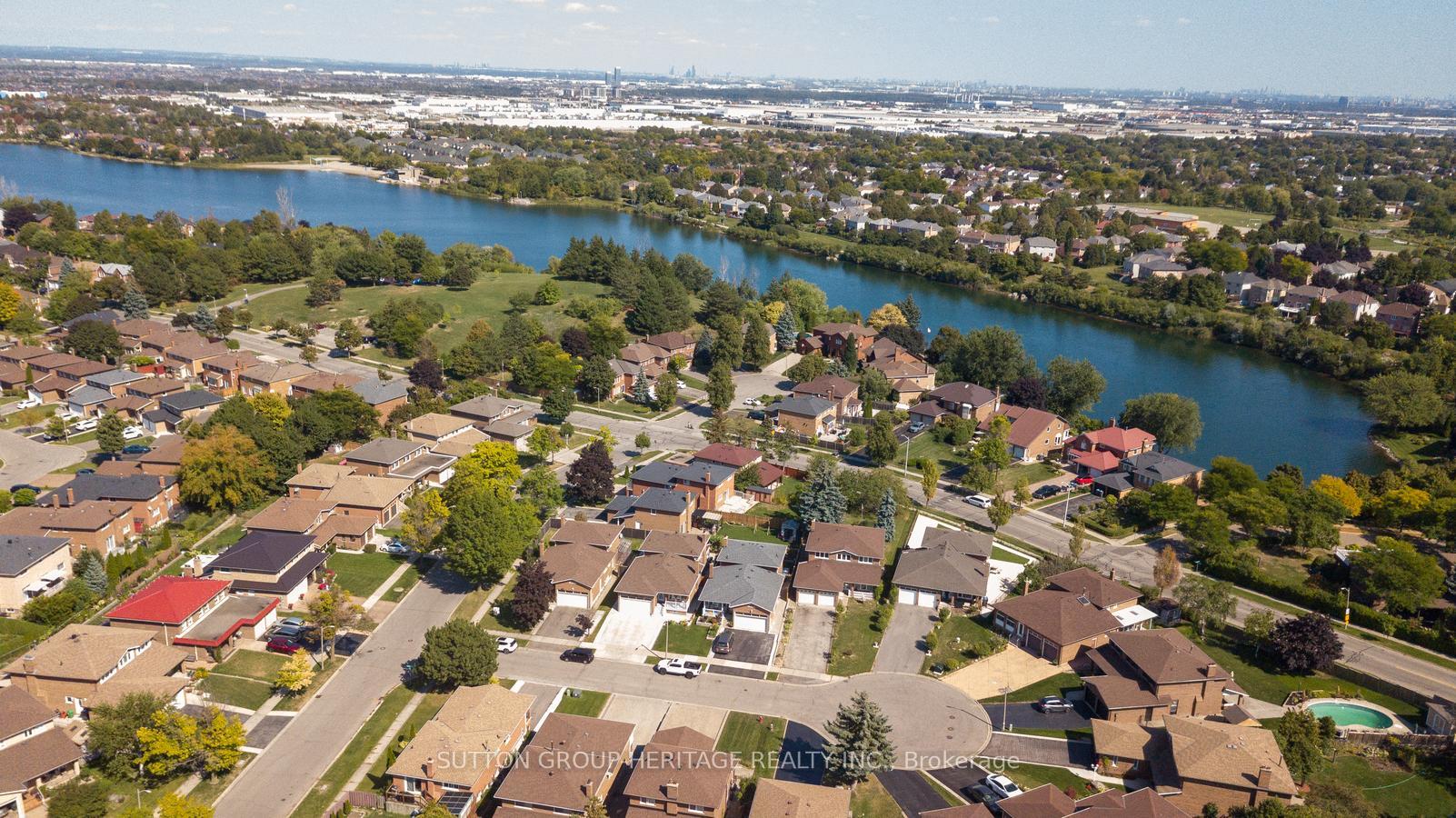 Photo 5 of 8 Poinsettia Place, Brampton, Northgate — HOMEH