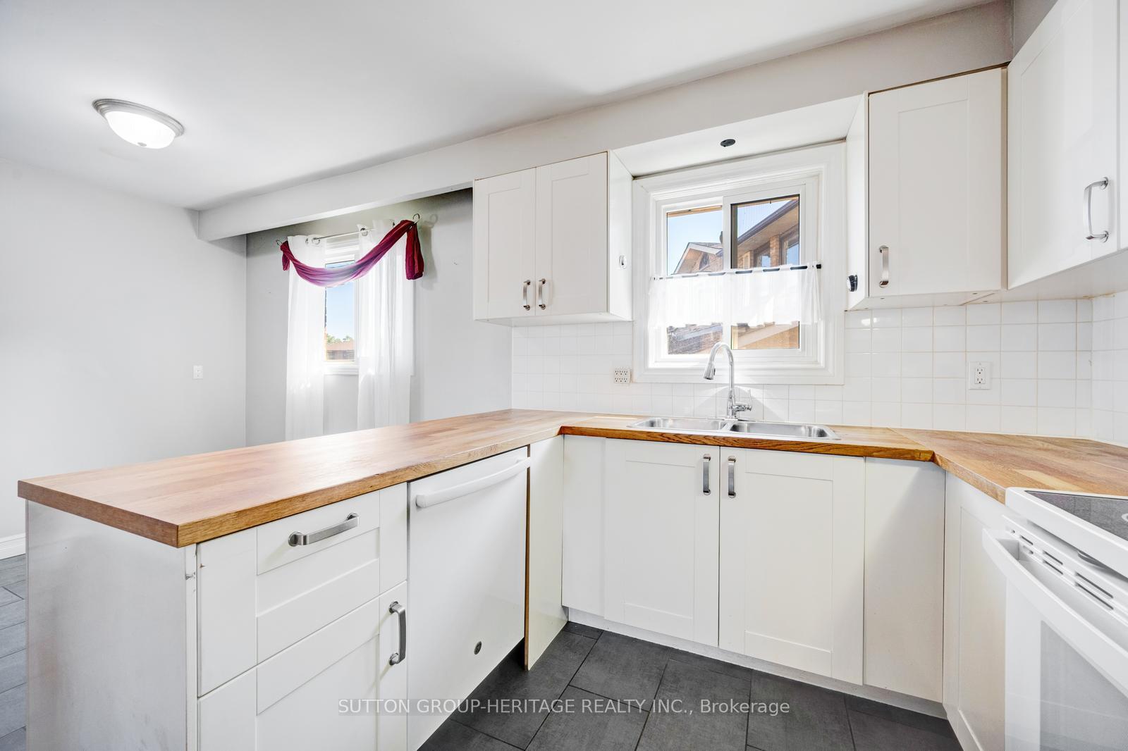 Photo 16 of 8 Poinsettia Place, Brampton, Northgate — HOMEH