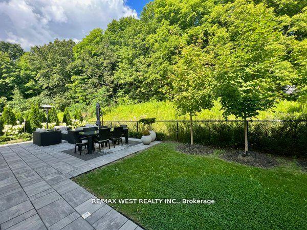 Photo 37 of 6 Forest Grove Court, Aurora, Rural Aurora — HOMEH