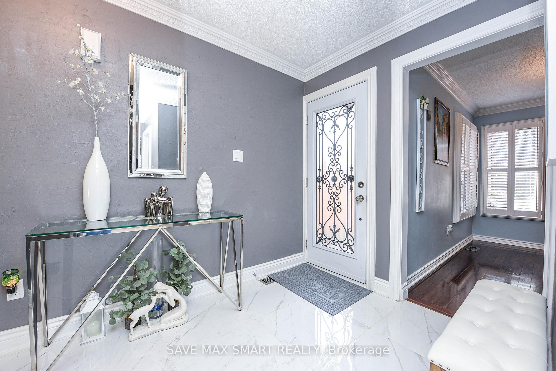 Photo 4 of 38 Bridekirk Place, Brampton, Fletcher's West — HOMEH