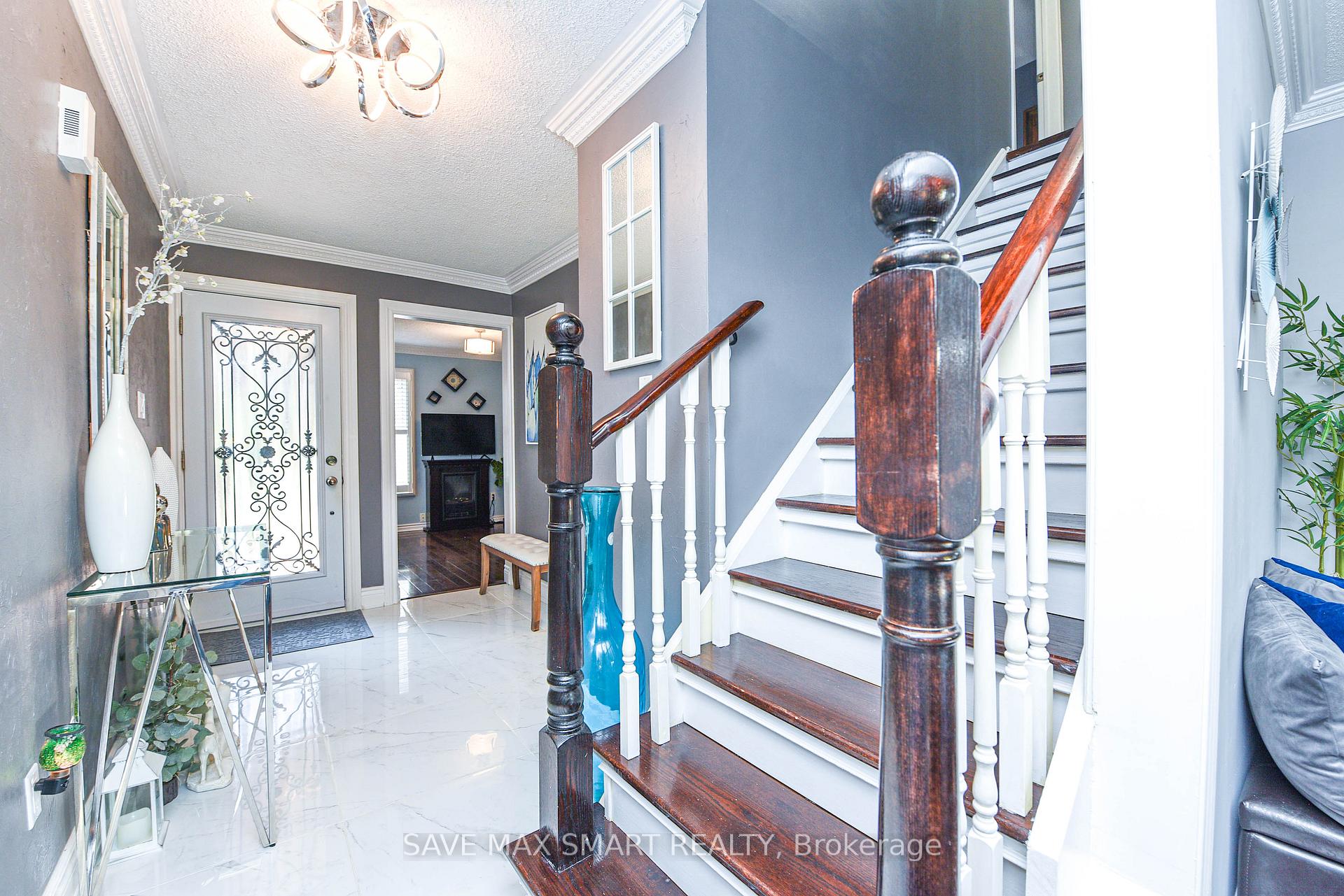Photo 8 of 38 Bridekirk Place, Brampton, Fletcher's West — HOMEH