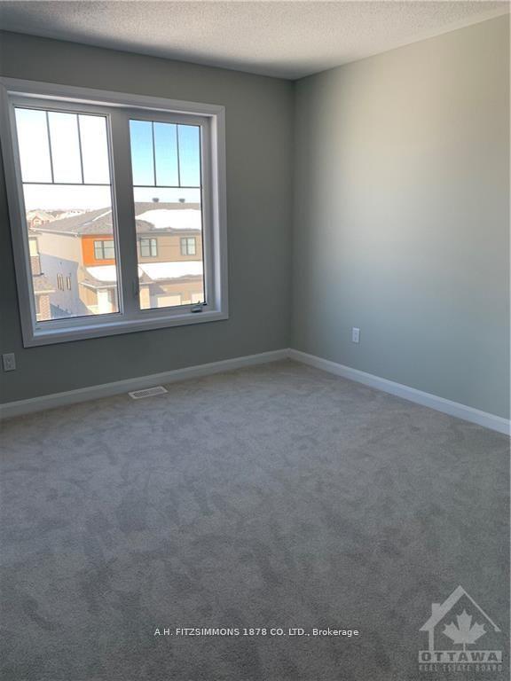 Photo 13 of 100 Teelin Circle, Ottawa, Barrhaven - Half Moon Bay — HOMEH