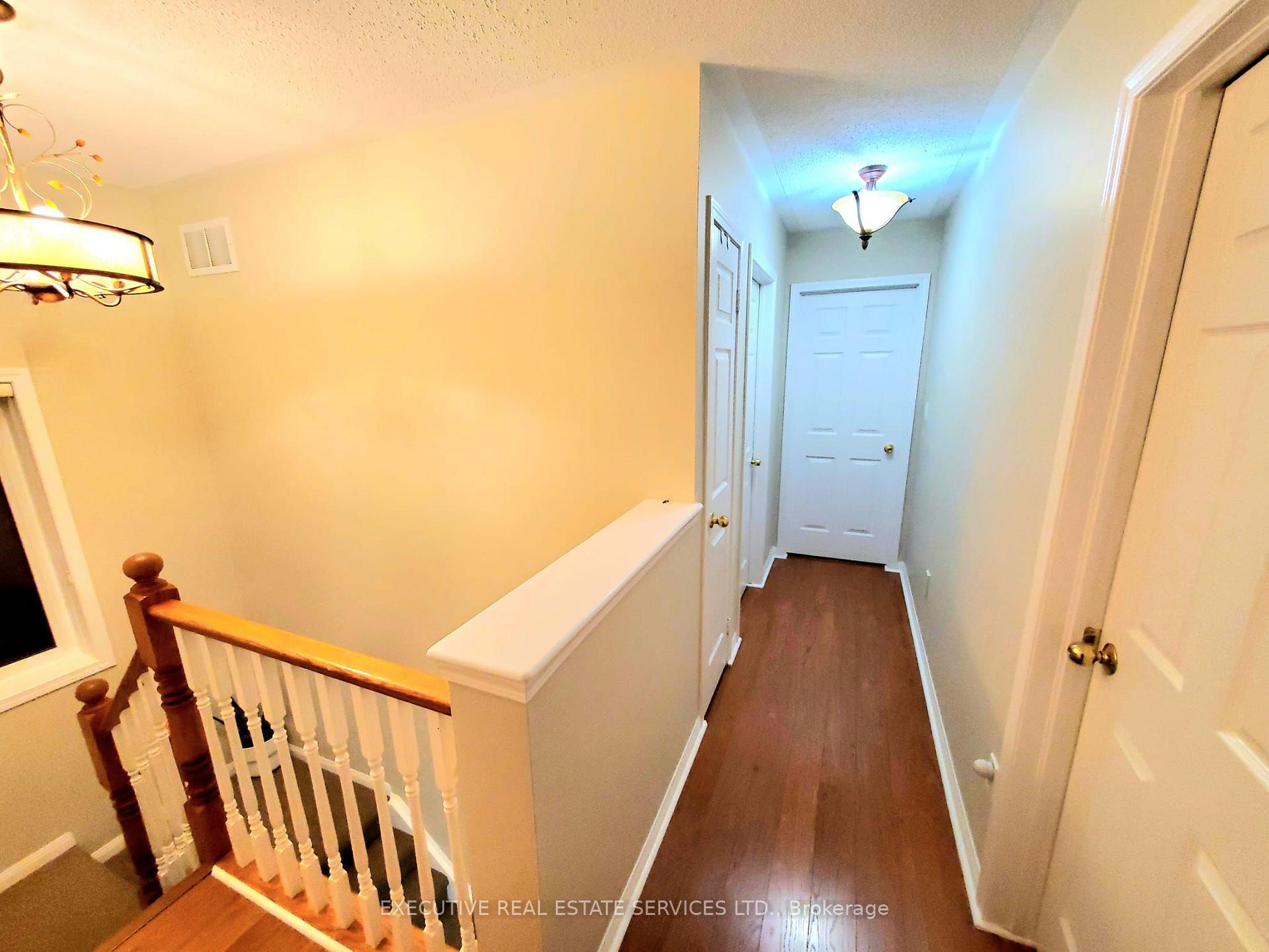 Photo 3 of 63 Jessop Drive, Brampton, Fletcher's Meadow — HOMEH