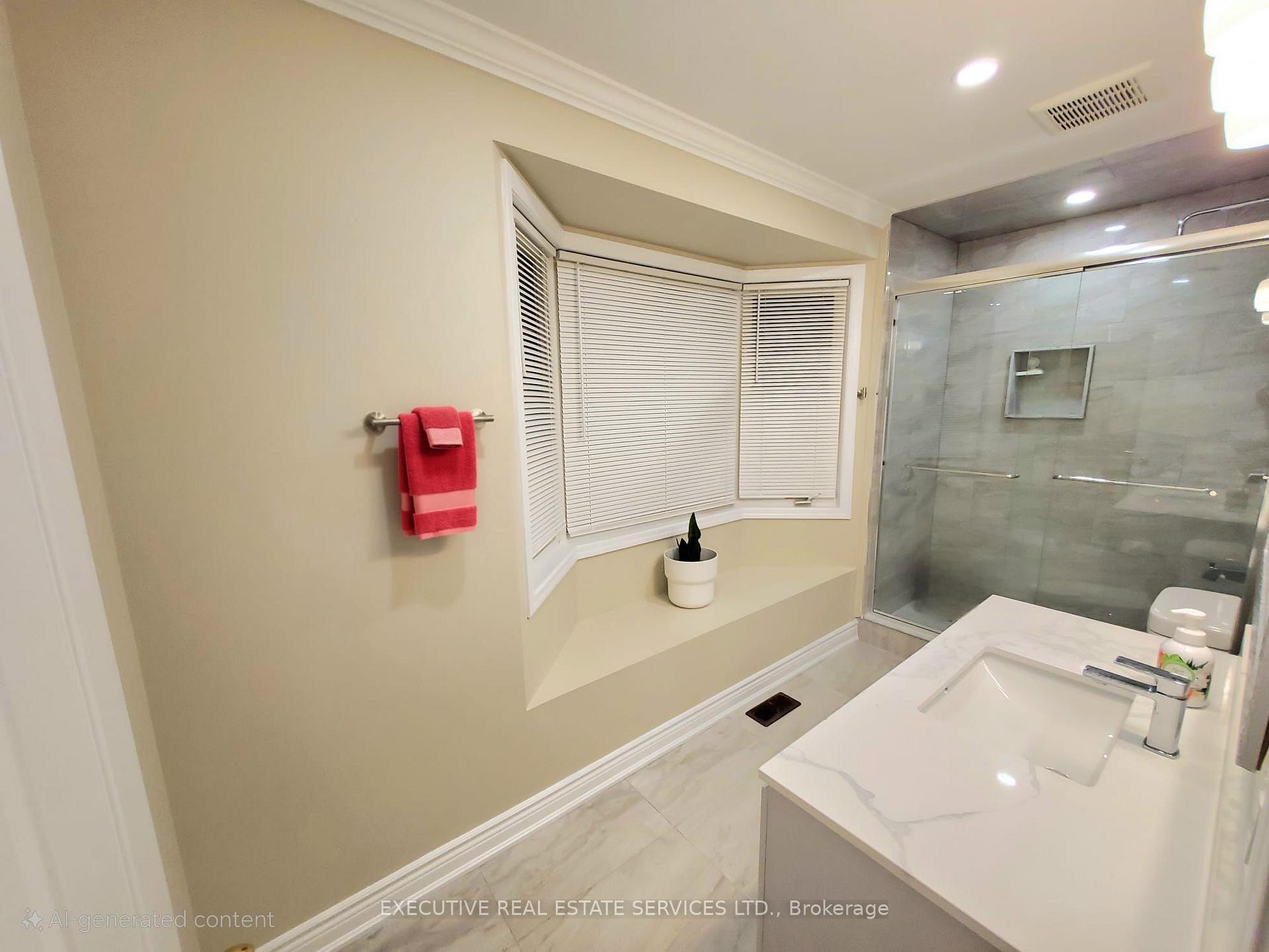 Photo 13 of 63 Jessop Drive, Brampton, Fletcher's Meadow — HOMEH