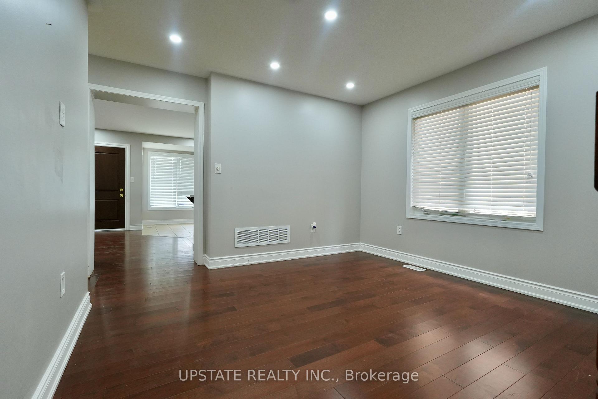 Photo 5 of Unit Upper, 18 Caliper Road, Brampton, Bram East — HOMEH