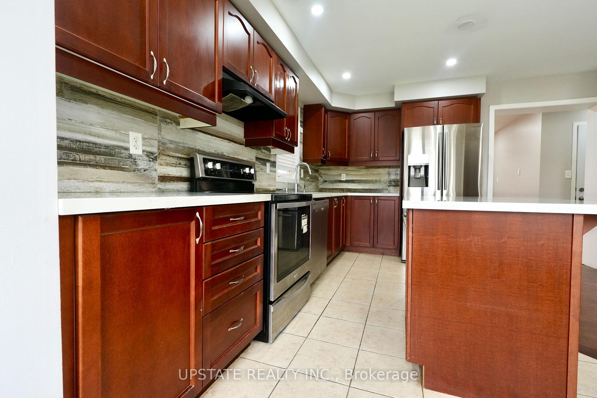 Photo 7 of Unit Upper, 18 Caliper Road, Brampton, Bram East — HOMEH