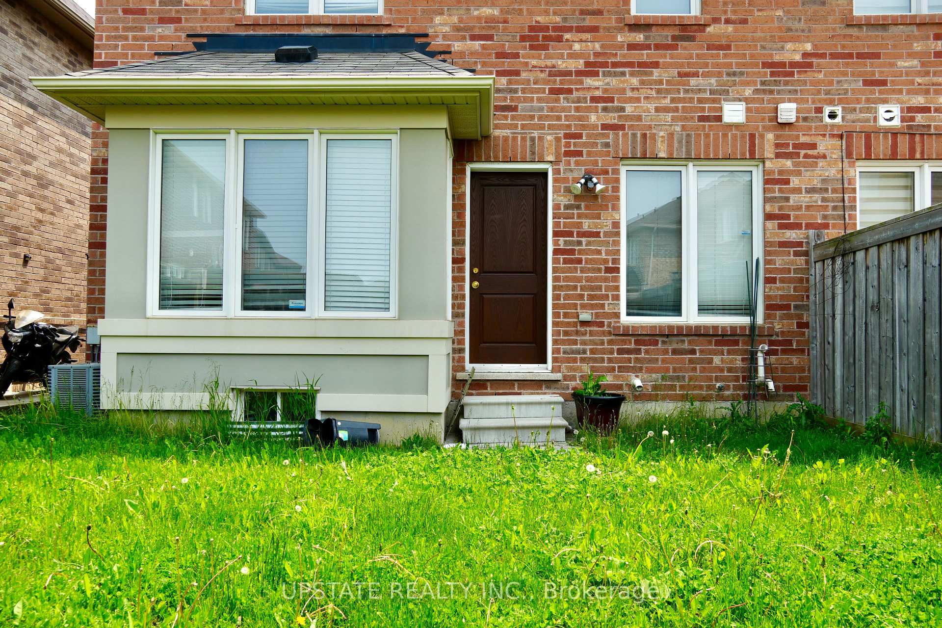 Photo 18 of Unit Upper, 18 Caliper Road, Brampton, Bram East — HOMEH