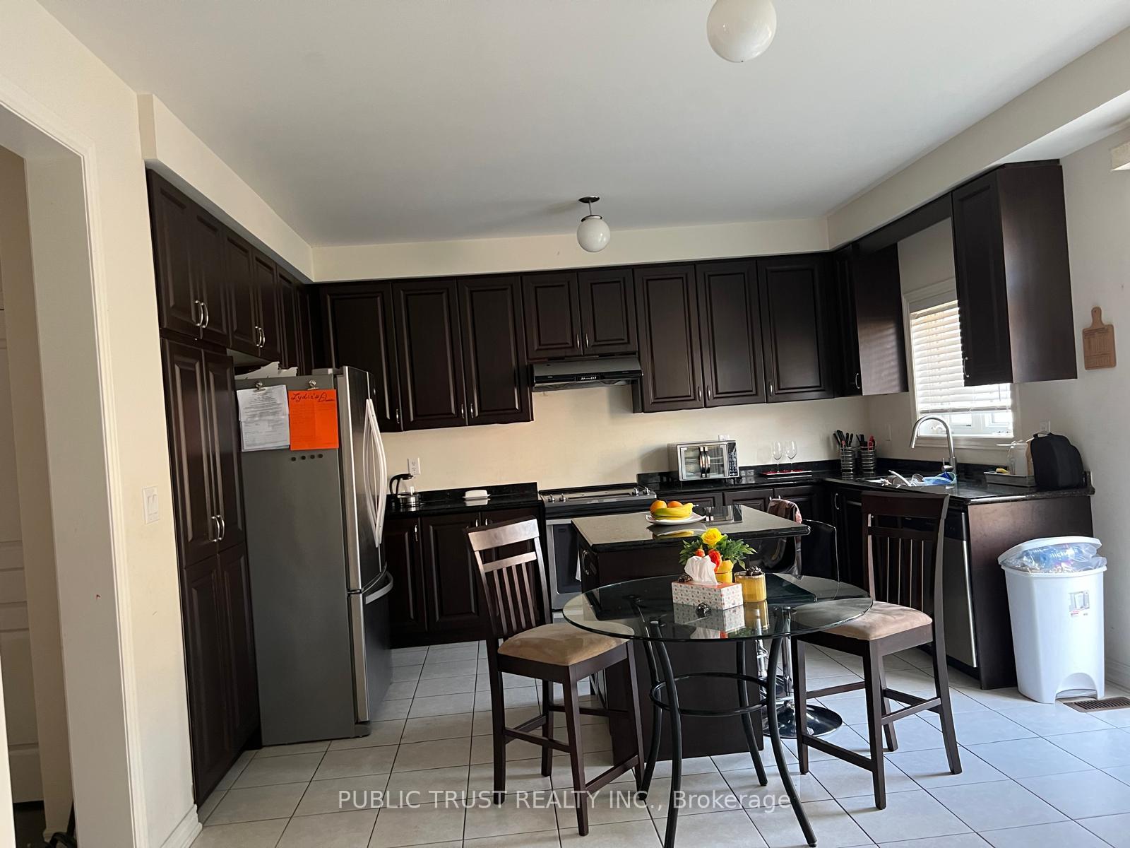 Photo 18 of 24 Masken Circle, Brampton, Northwest Brampton — HOMEH