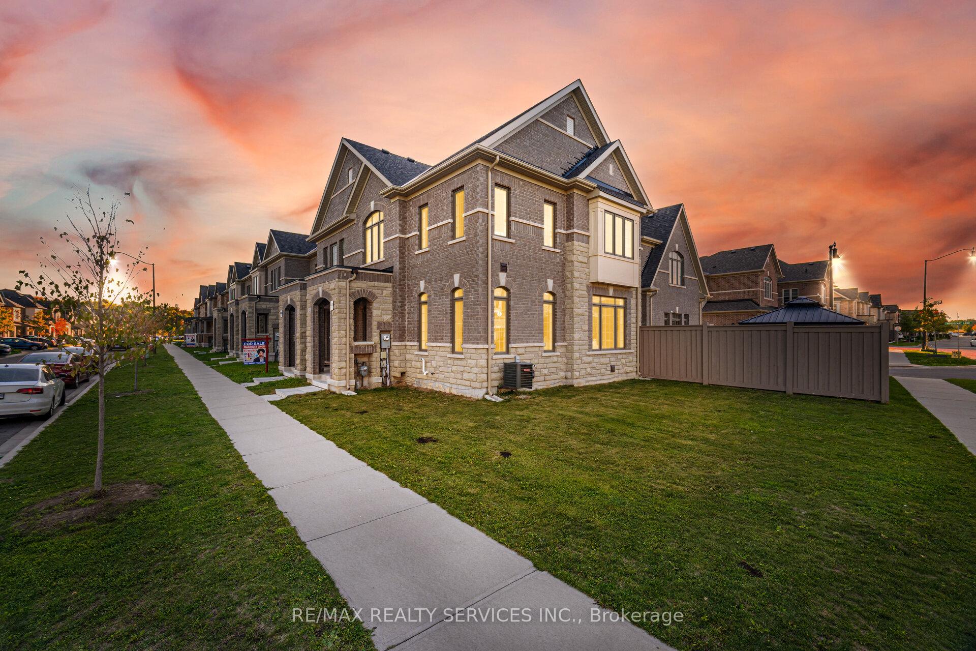 Photo 3 of 62 Block Road, Brampton, Northwest Brampton — HOMEH