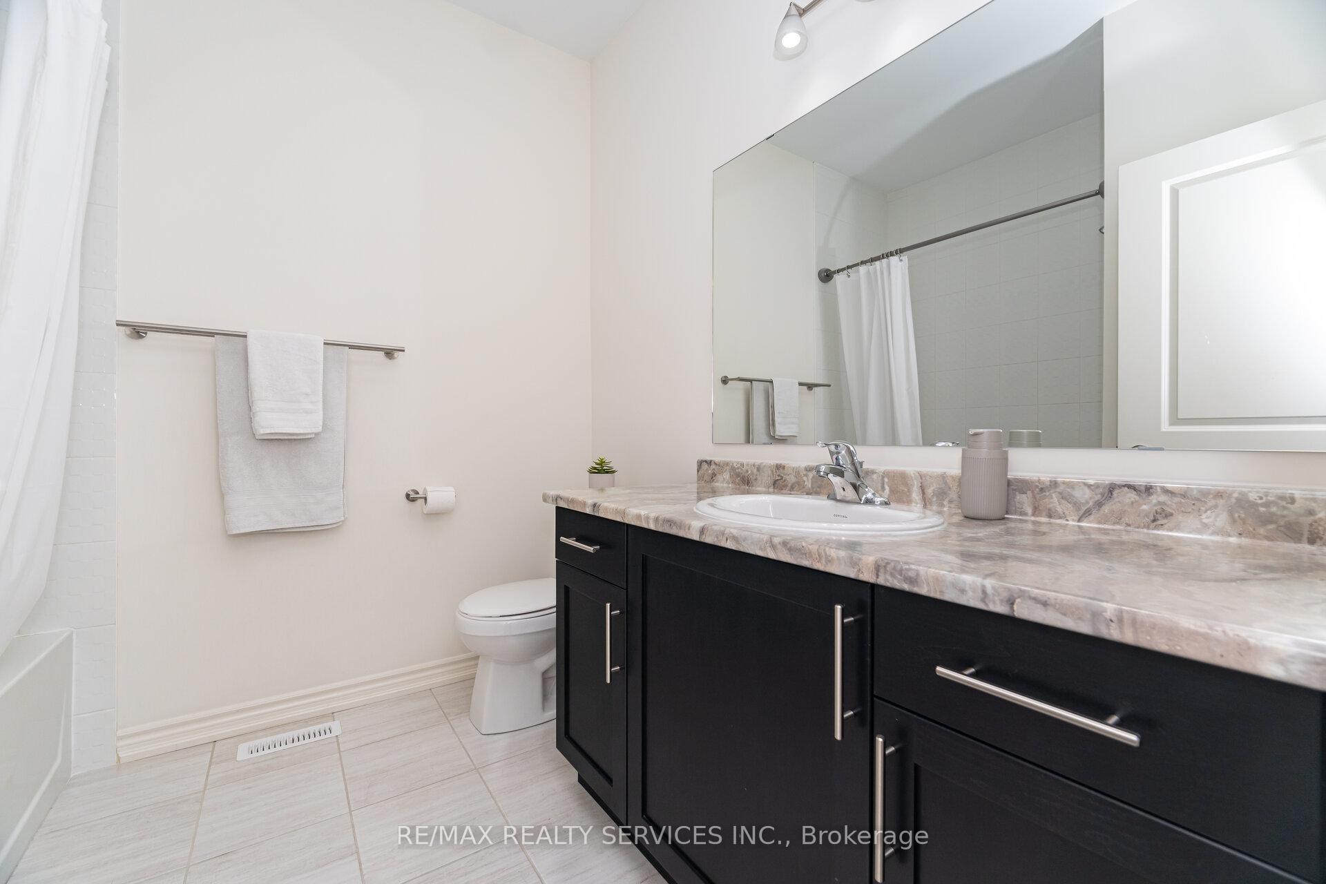 Photo 36 of 62 Block Road, Brampton, Northwest Brampton — HOMEH