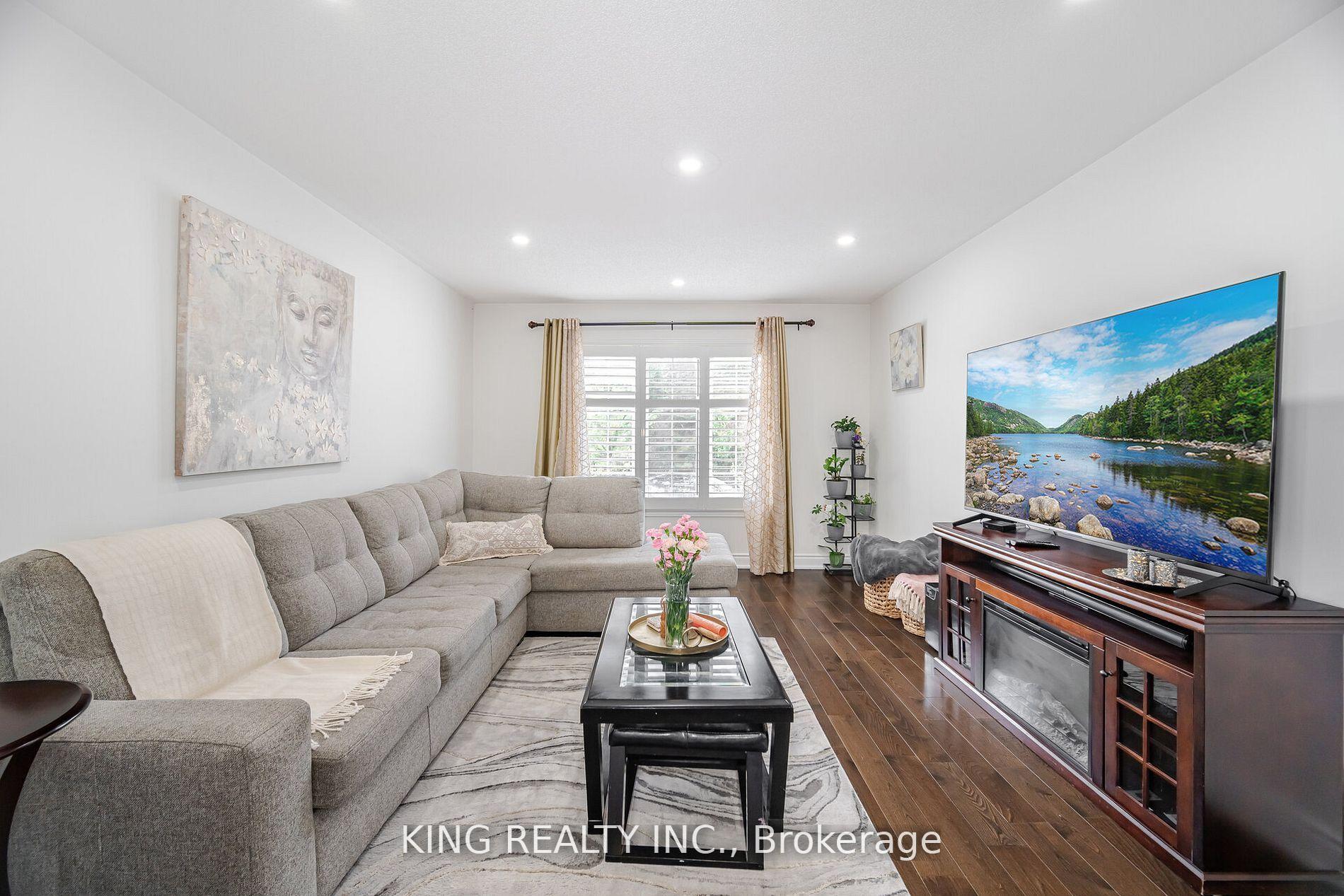 Photo 17 of 89 Crystal Glen Crescent, Brampton, Credit Valley — HOMEH