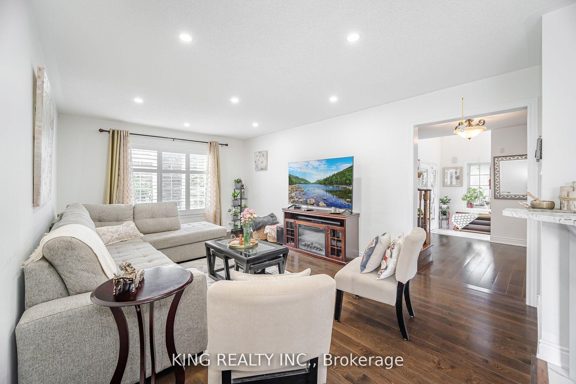 Photo 18 of 89 Crystal Glen Crescent, Brampton, Credit Valley — HOMEH