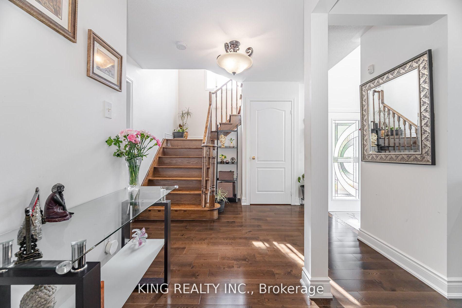 Photo 20 of 89 Crystal Glen Crescent, Brampton, Credit Valley — HOMEH