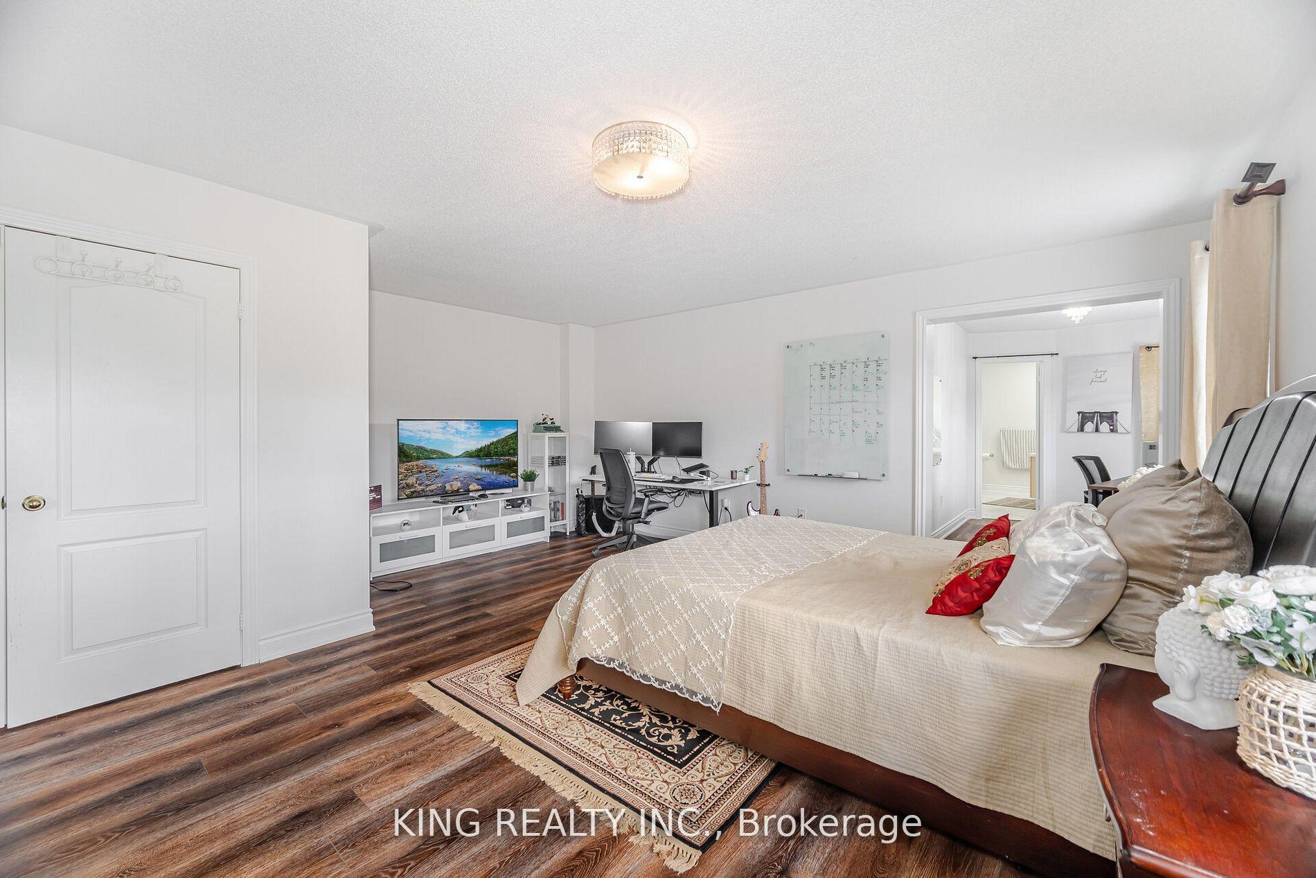 Photo 27 of 89 Crystal Glen Crescent, Brampton, Credit Valley — HOMEH