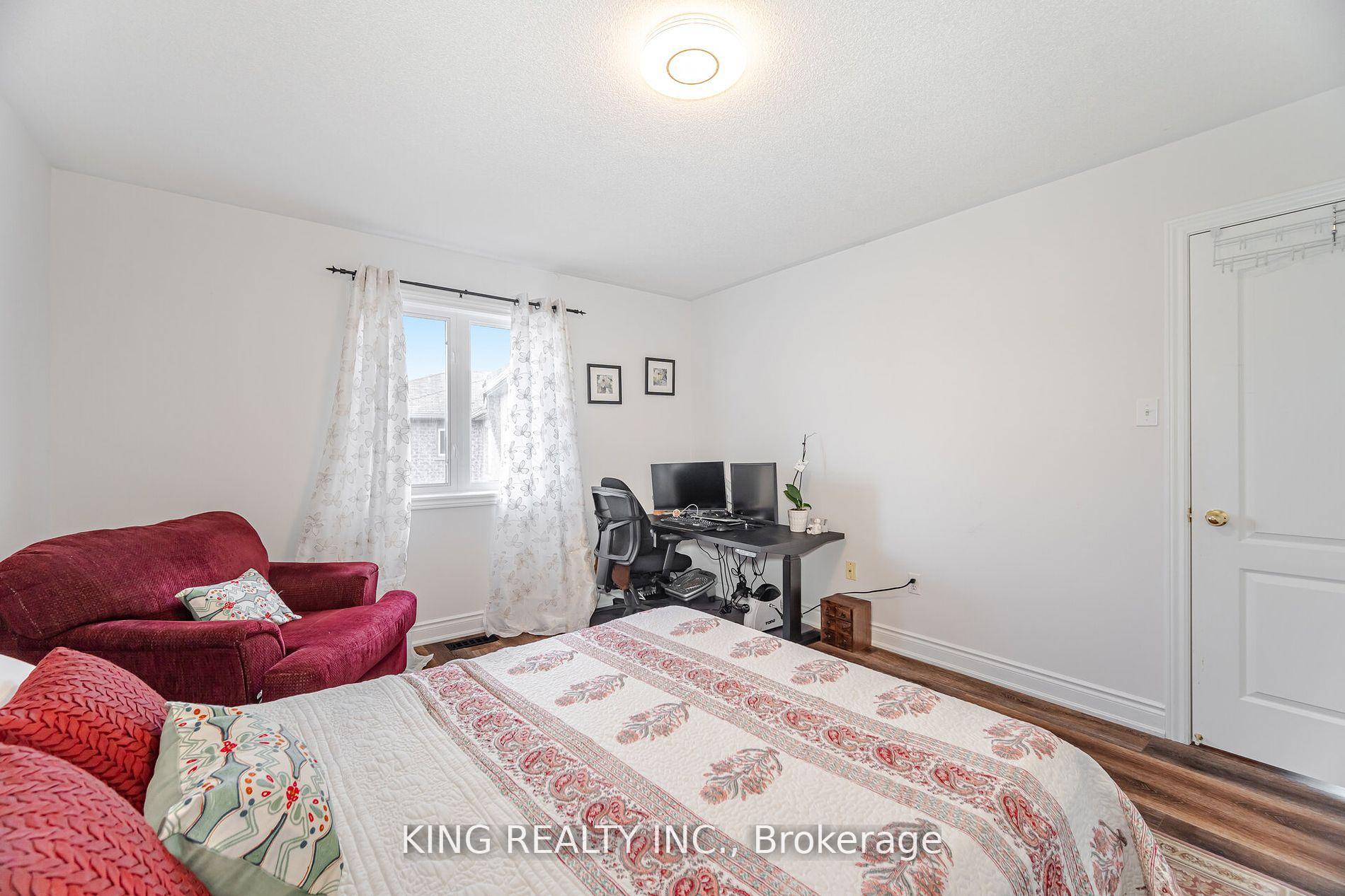 Photo 34 of 89 Crystal Glen Crescent, Brampton, Credit Valley — HOMEH