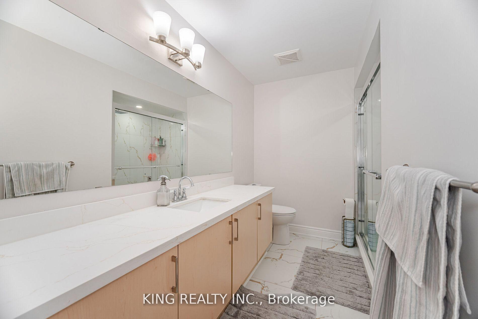 Photo 37 of 89 Crystal Glen Crescent, Brampton, Credit Valley — HOMEH