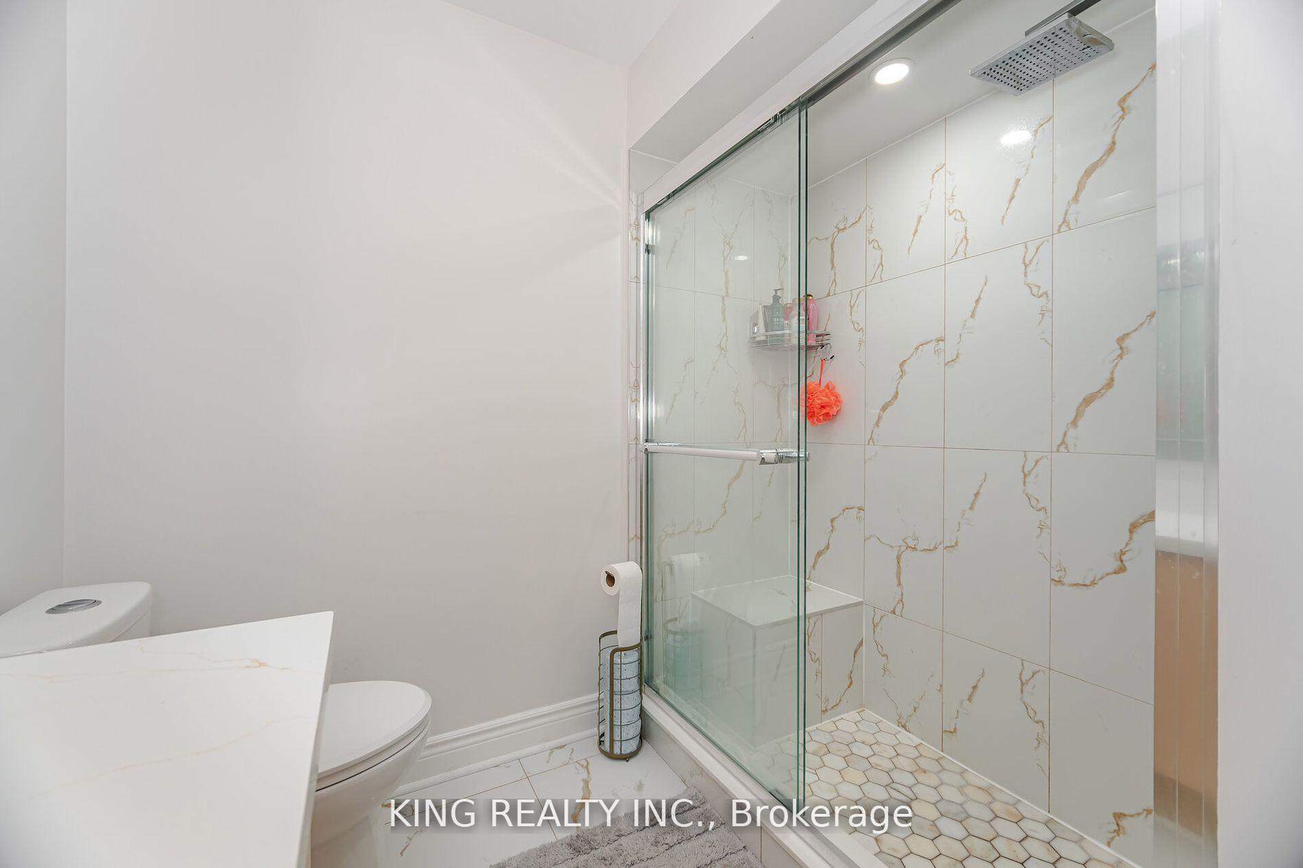 Photo 38 of 89 Crystal Glen Crescent, Brampton, Credit Valley — HOMEH