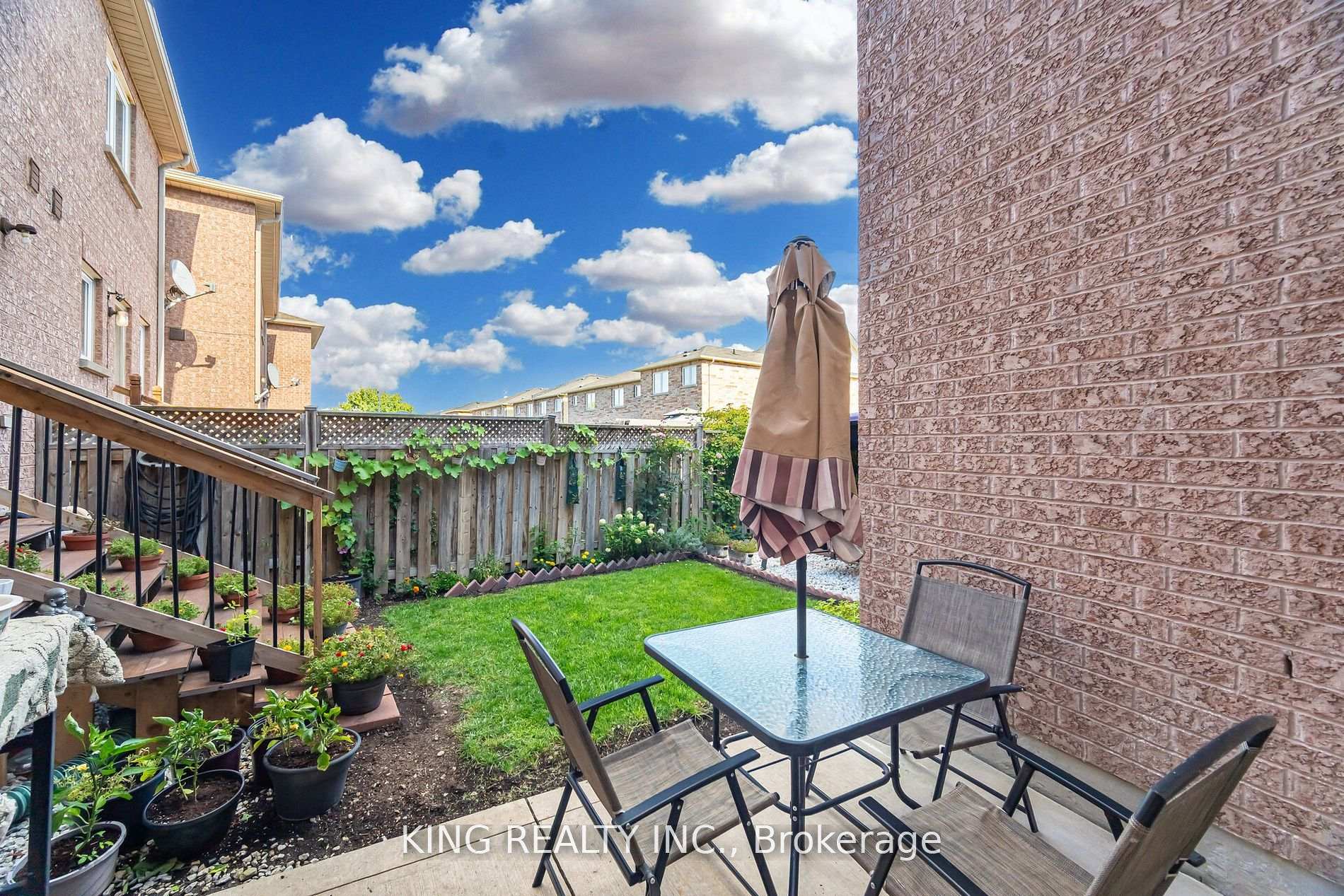 Photo 48 of 89 Crystal Glen Crescent, Brampton, Credit Valley — HOMEH