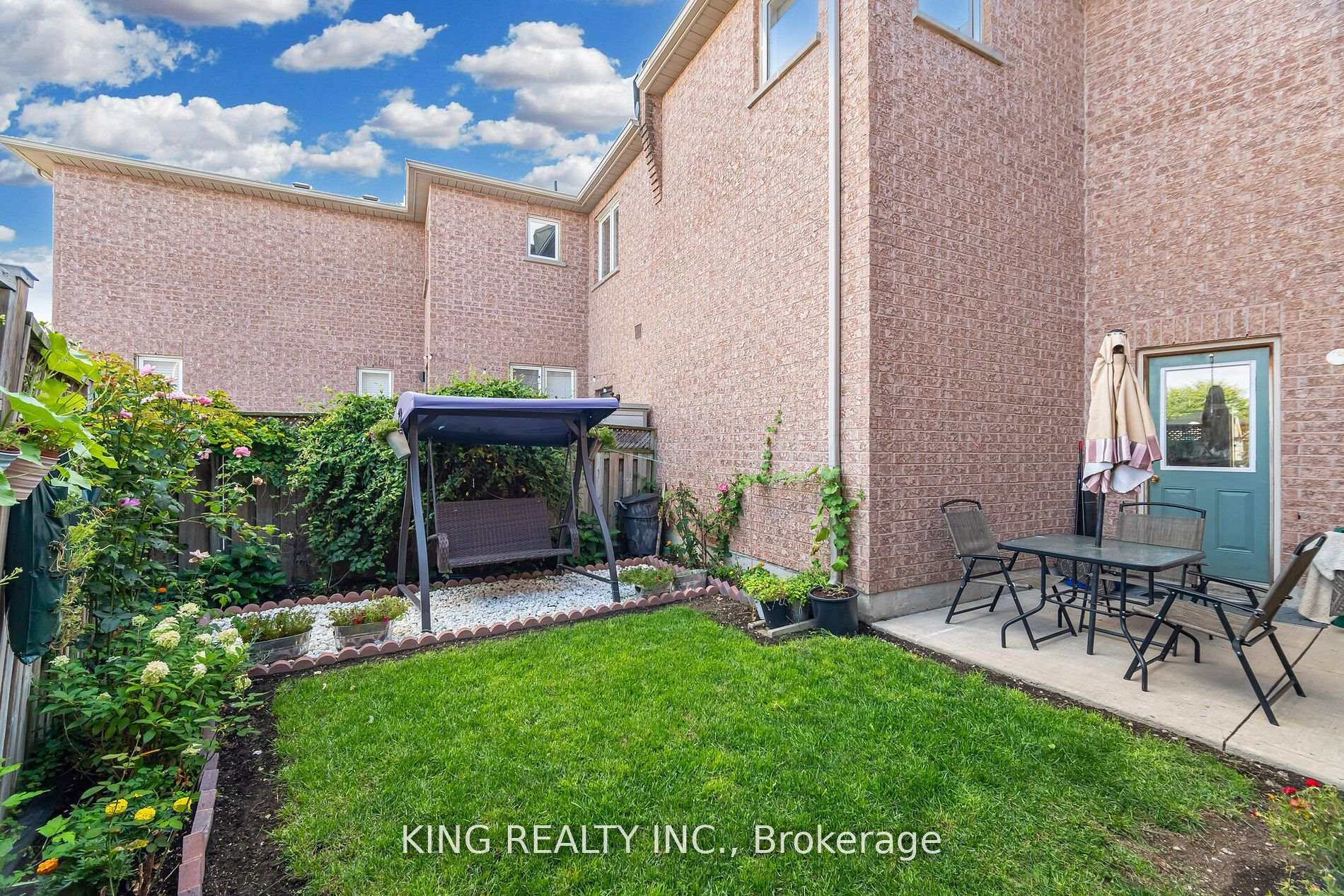 Photo 49 of 89 Crystal Glen Crescent, Brampton, Credit Valley — HOMEH