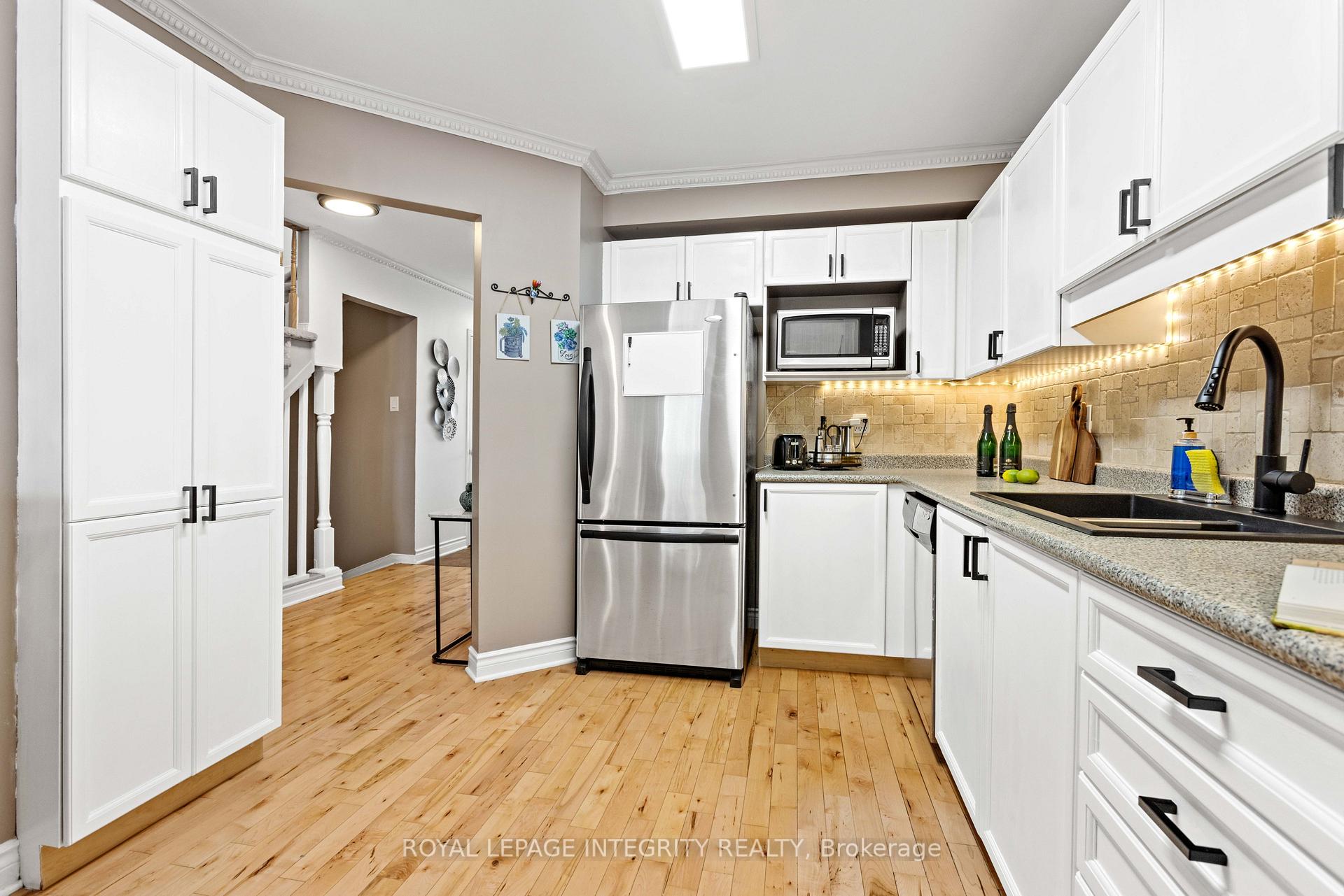 Photo 9 of 11 Daventry Crescent, Ottawa, Barrhaven - Longfields — HOMEH