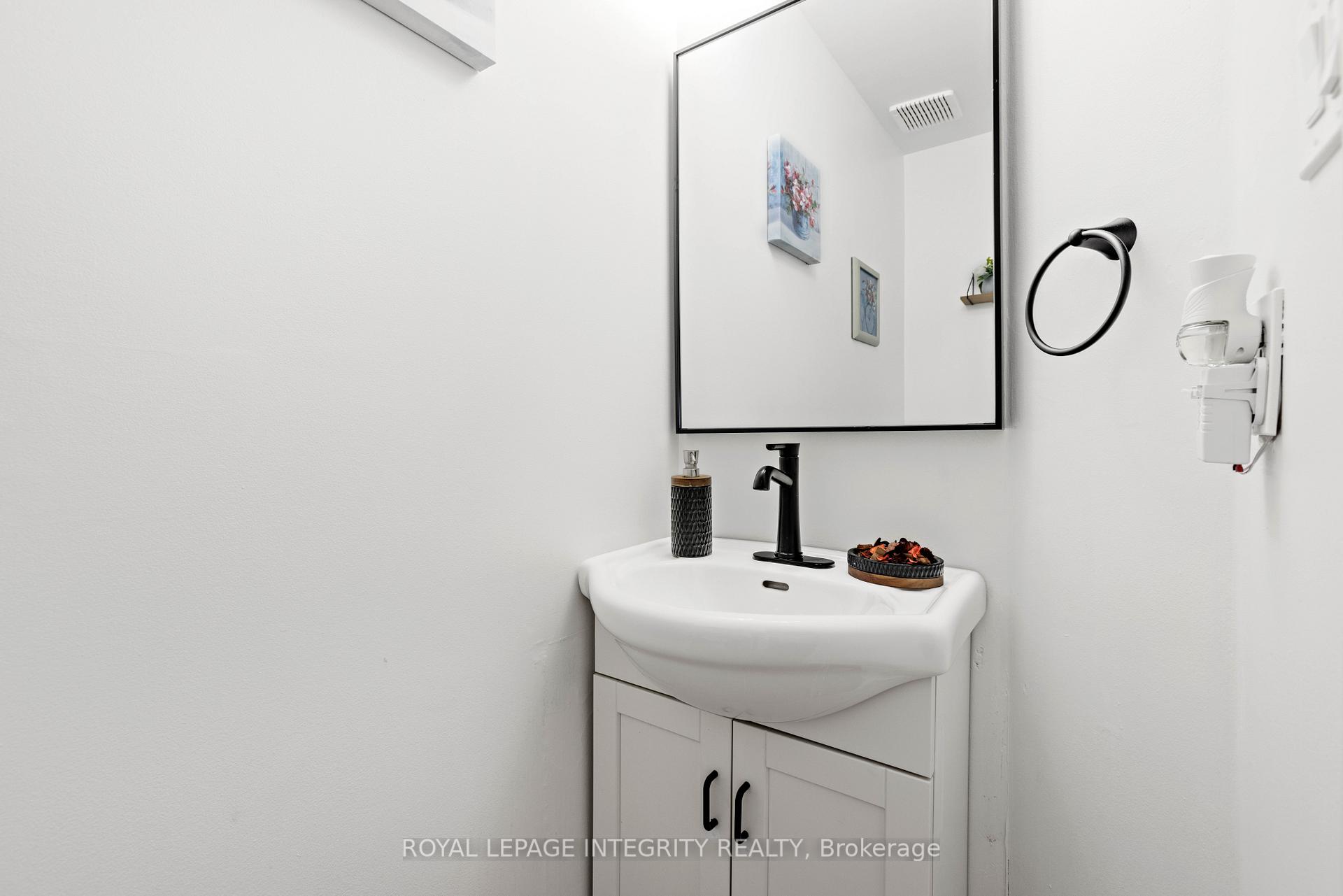 Photo 14 of 11 Daventry Crescent, Ottawa, Barrhaven - Longfields — HOMEH