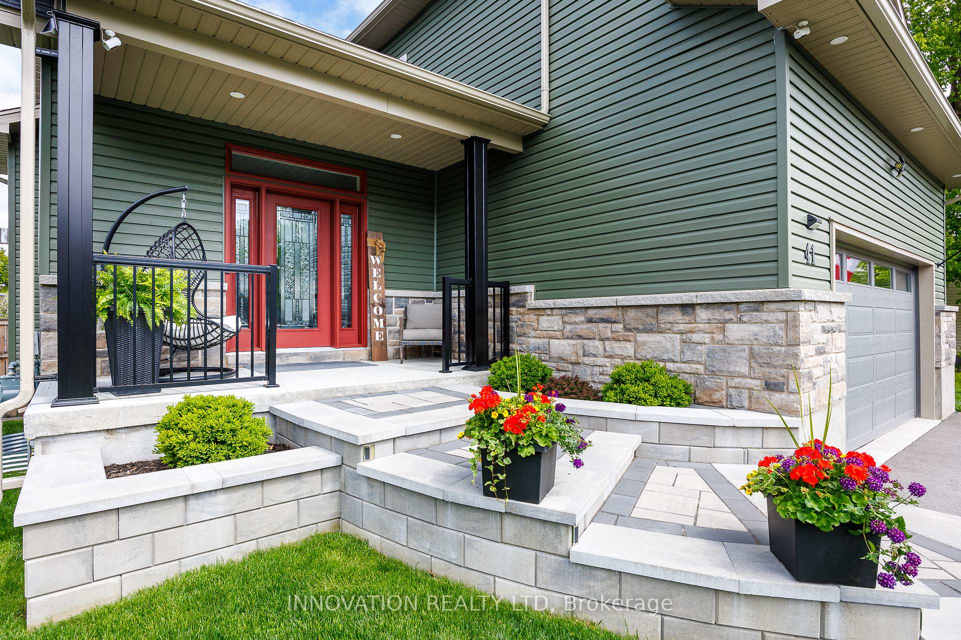 Photo 5 of 41 Patterson Crescent, Carleton Place — HOMEH