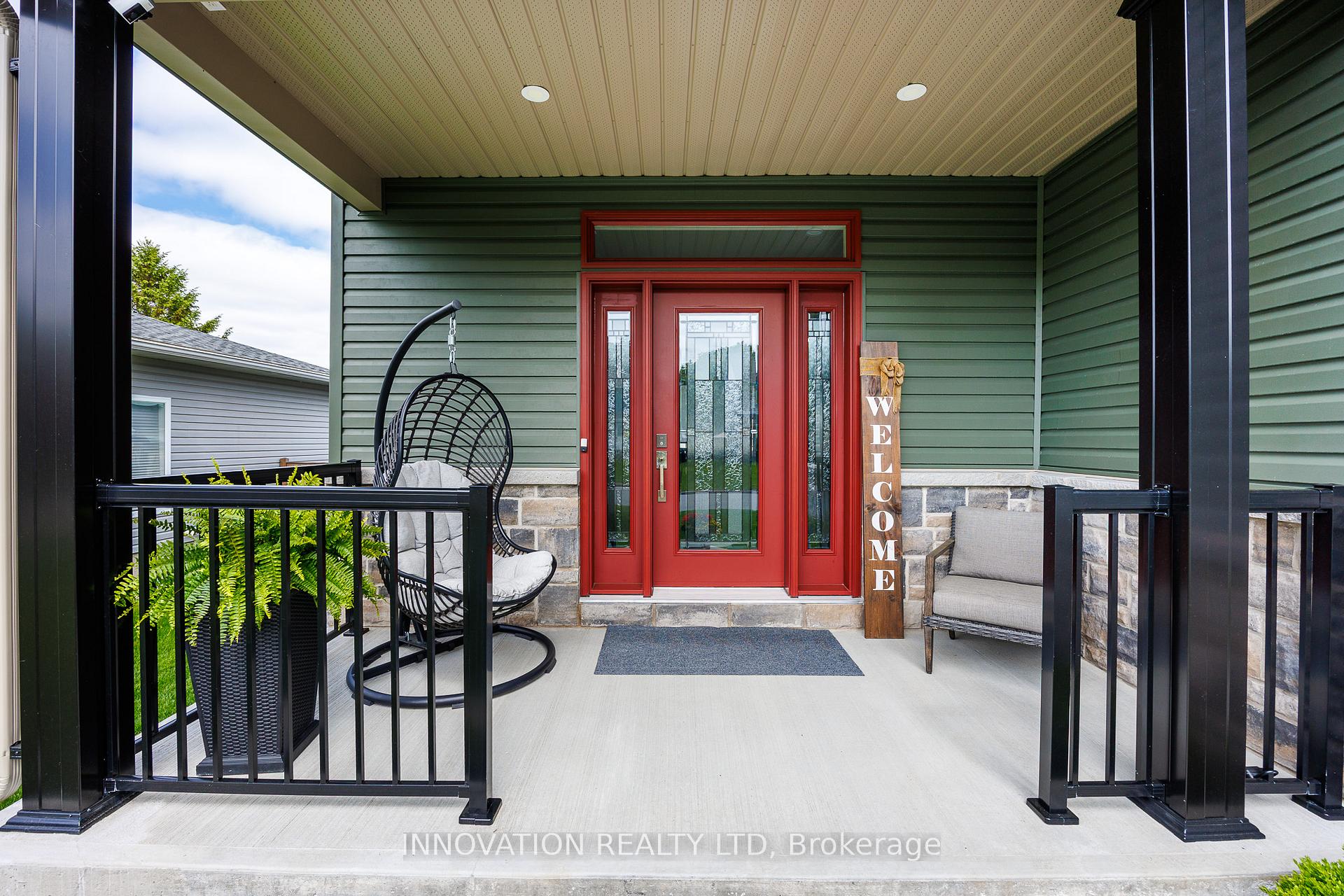 Photo 3 of 41 Patterson Crescent, Carleton Place — HOMEH