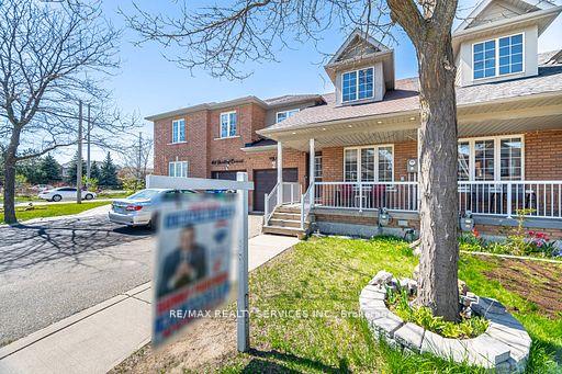 Photo 3 of 47 Heartleaf Crescent, Brampton, Fletcher's Meadow — HOMEH