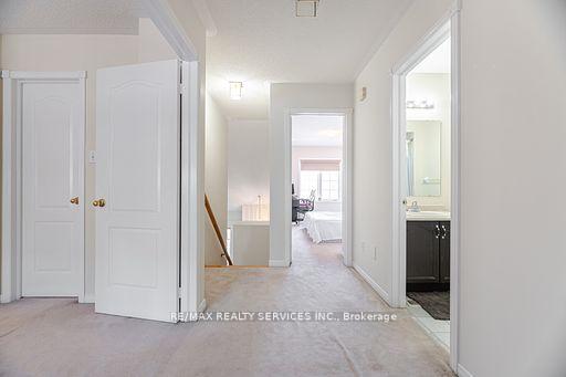 Photo 27 of 47 Heartleaf Crescent, Brampton, Fletcher's Meadow — HOMEH