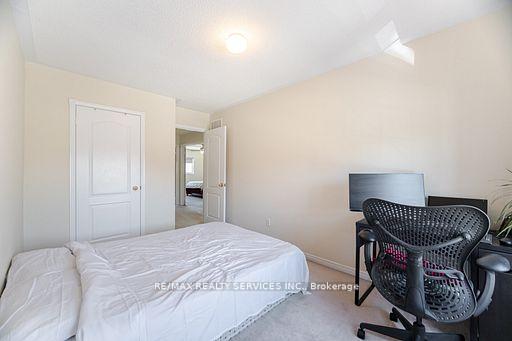 Photo 34 of 47 Heartleaf Crescent, Brampton, Fletcher's Meadow — HOMEH