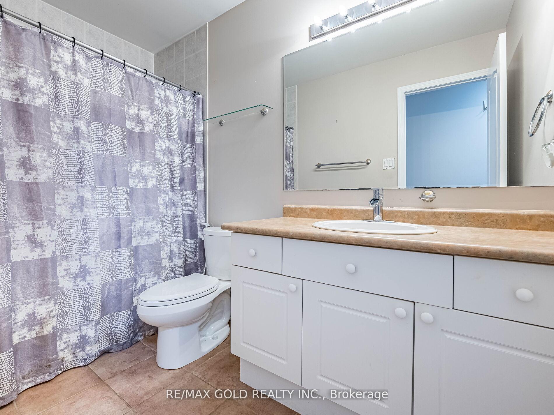 Photo 30 of 35 Garibaldi Drive, Brampton, Fletcher's Meadow — HOMEH